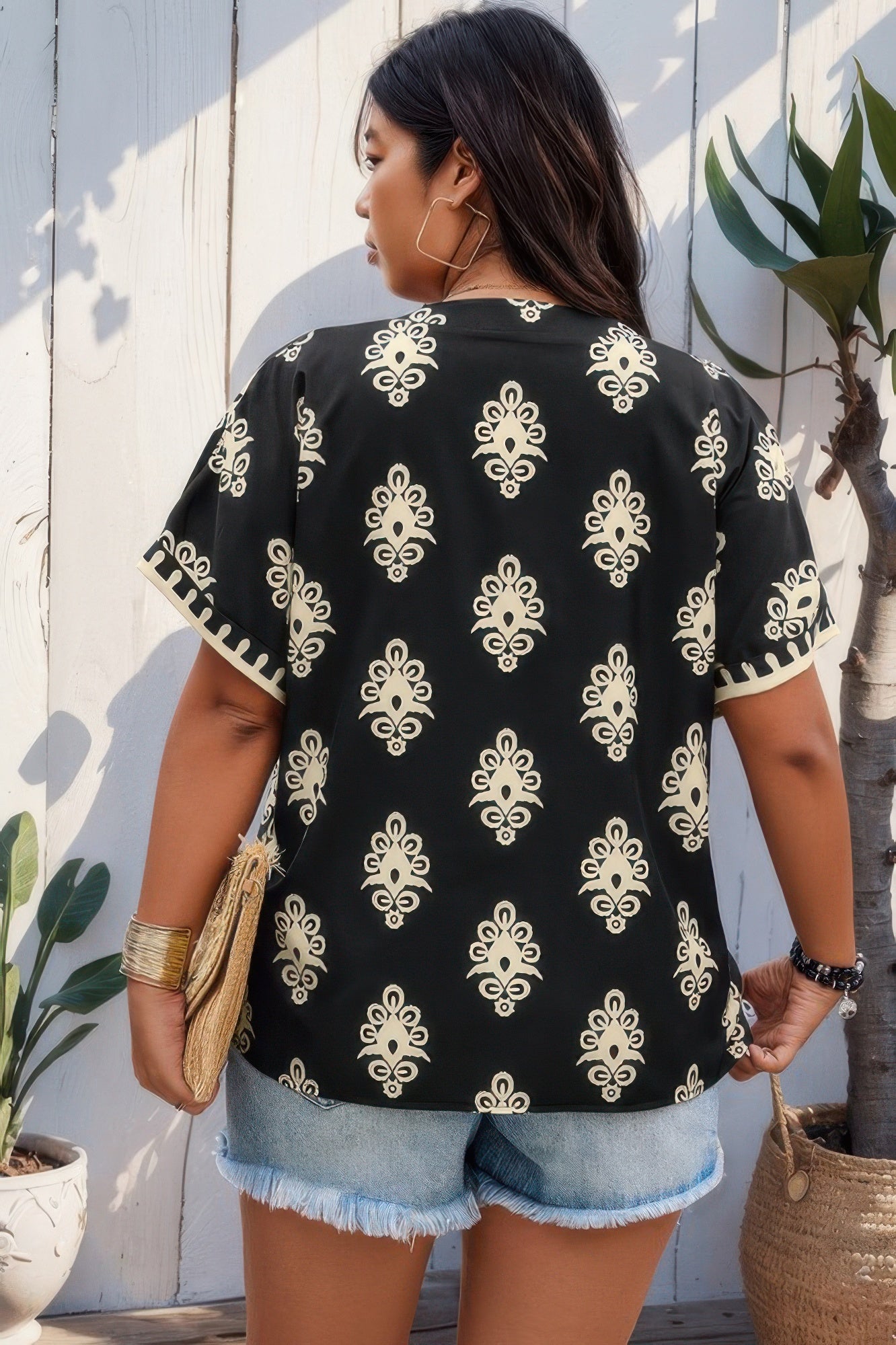 Plus Size Short Sleeve V Neck Printed Blouse