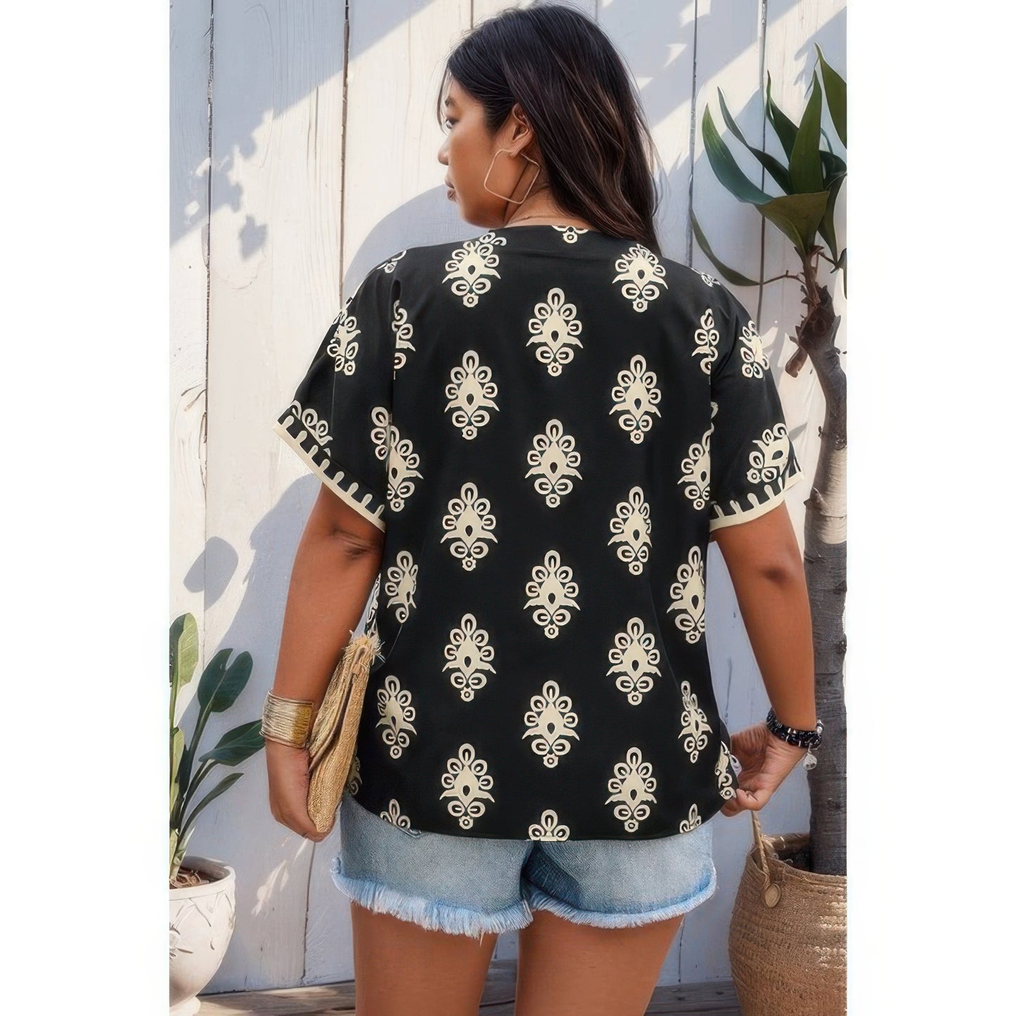 Plus Size Short Sleeve V Neck Printed Blouse