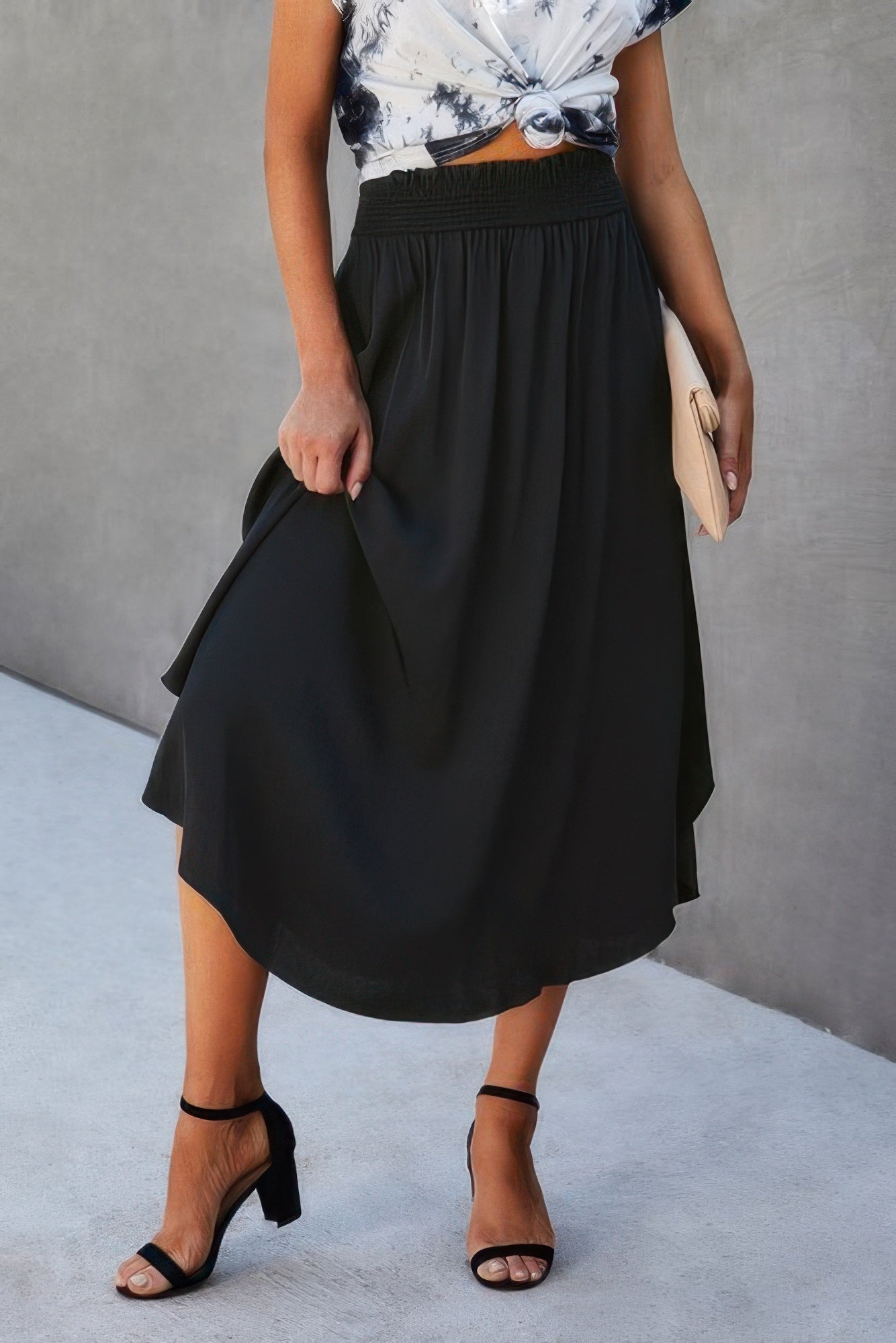 Solid Shirred Waist Asymmetrical Hem Flared Skirt