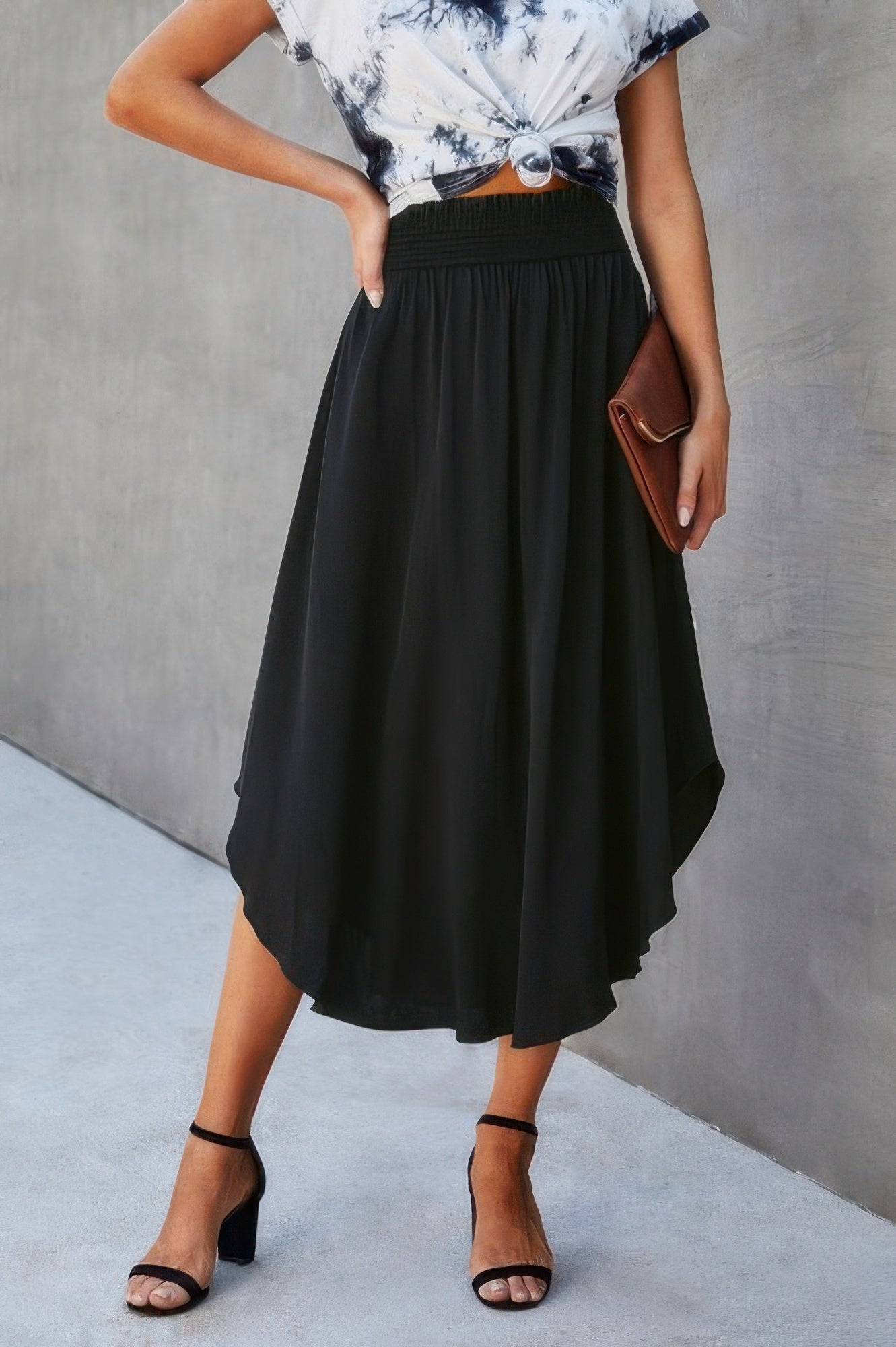Solid Shirred Waist Asymmetrical Hem Flared Skirt