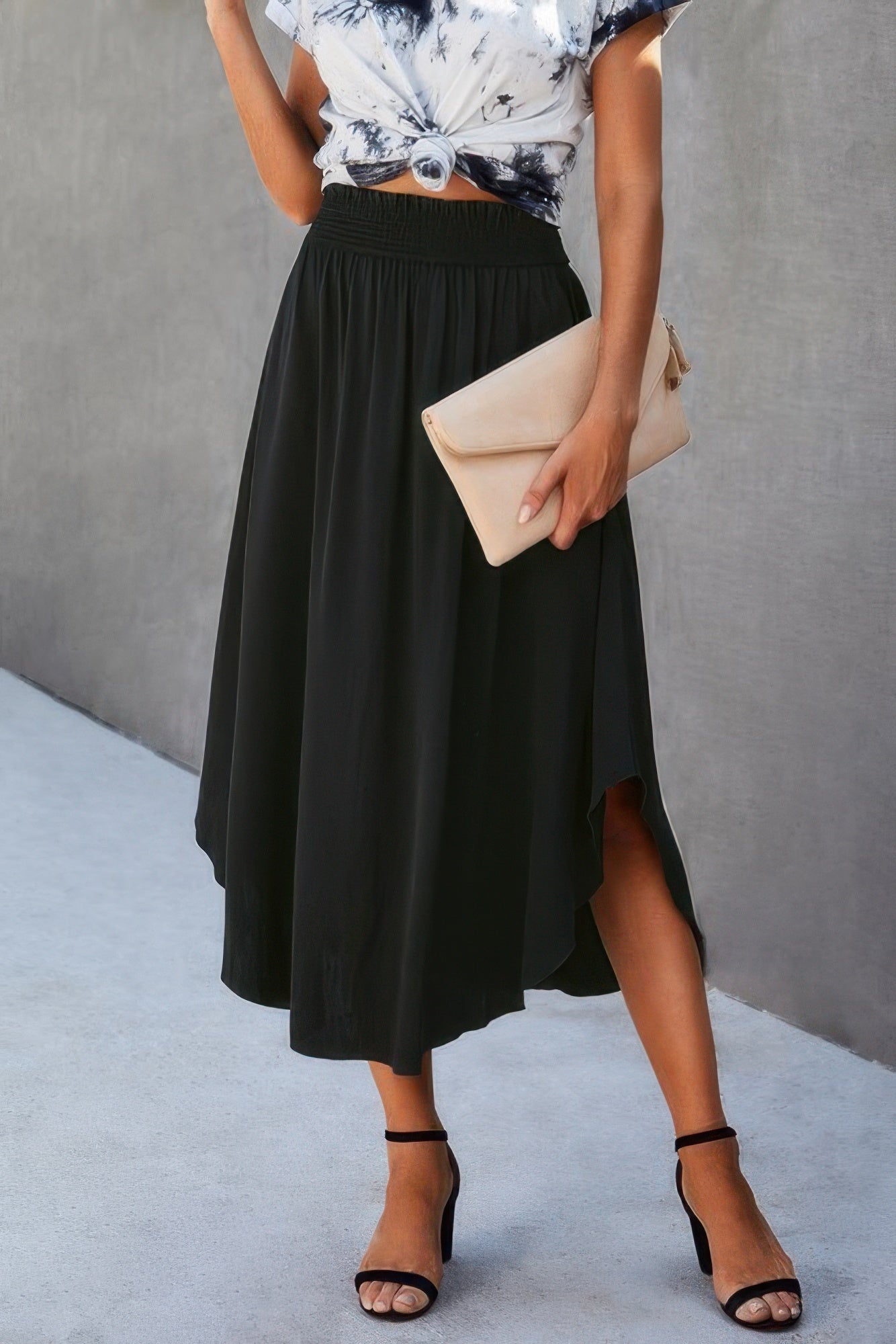 Solid Shirred Waist Asymmetrical Hem Flared Skirt