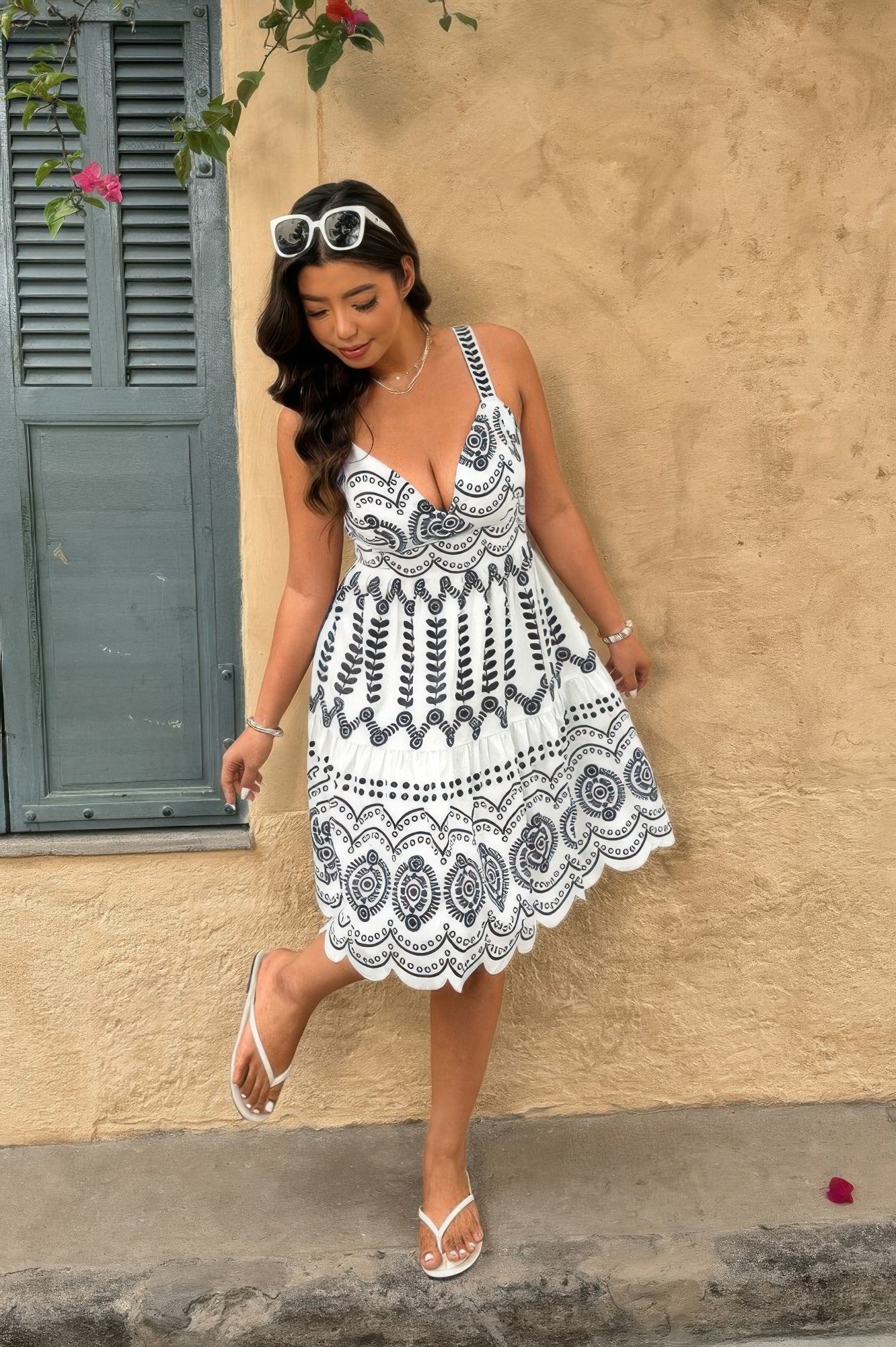 Plus Size Sleeveless Printed V Neck Woven Fit Dress