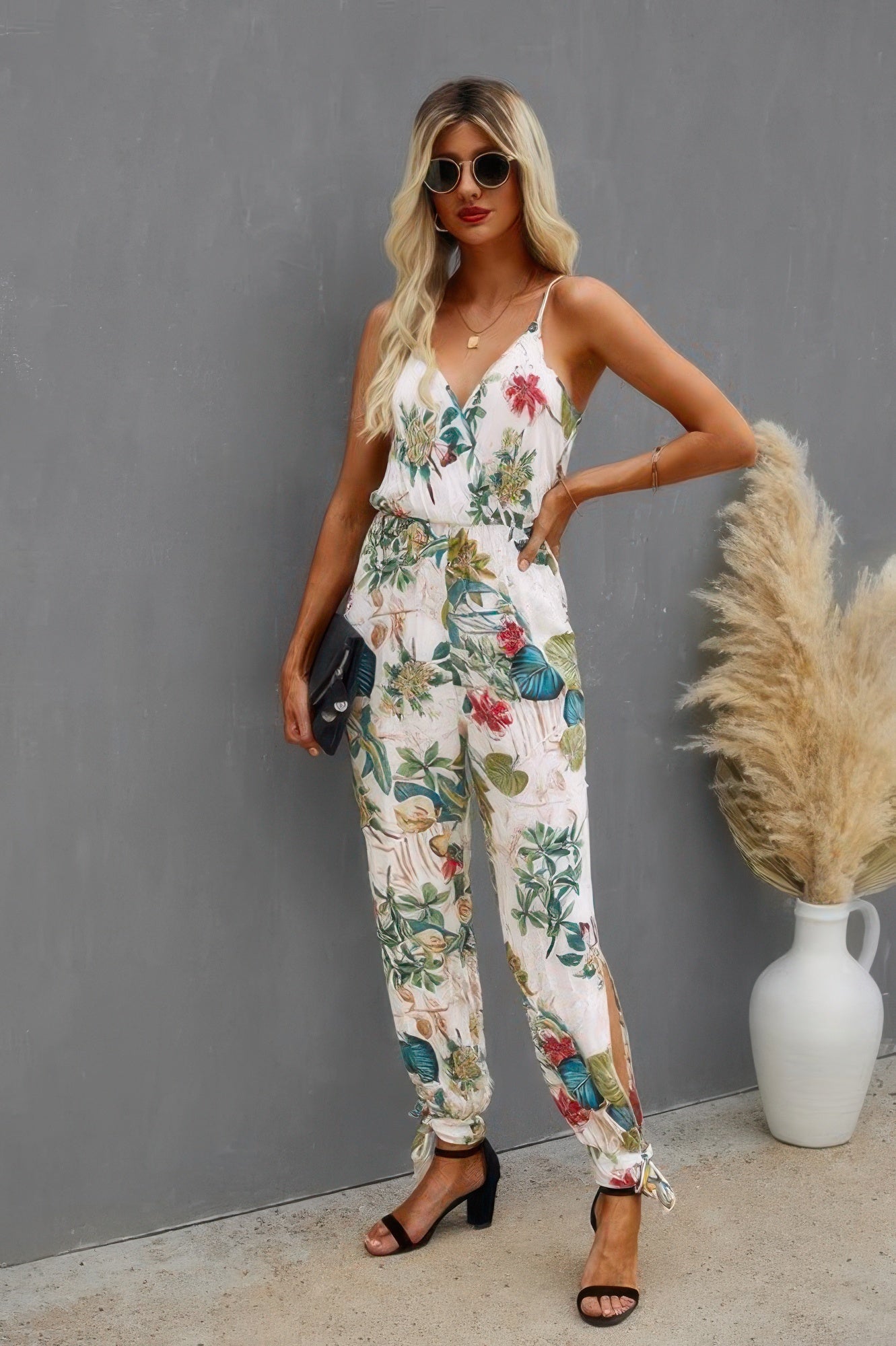 V Neck Spaghetti Straps Jumpsuit