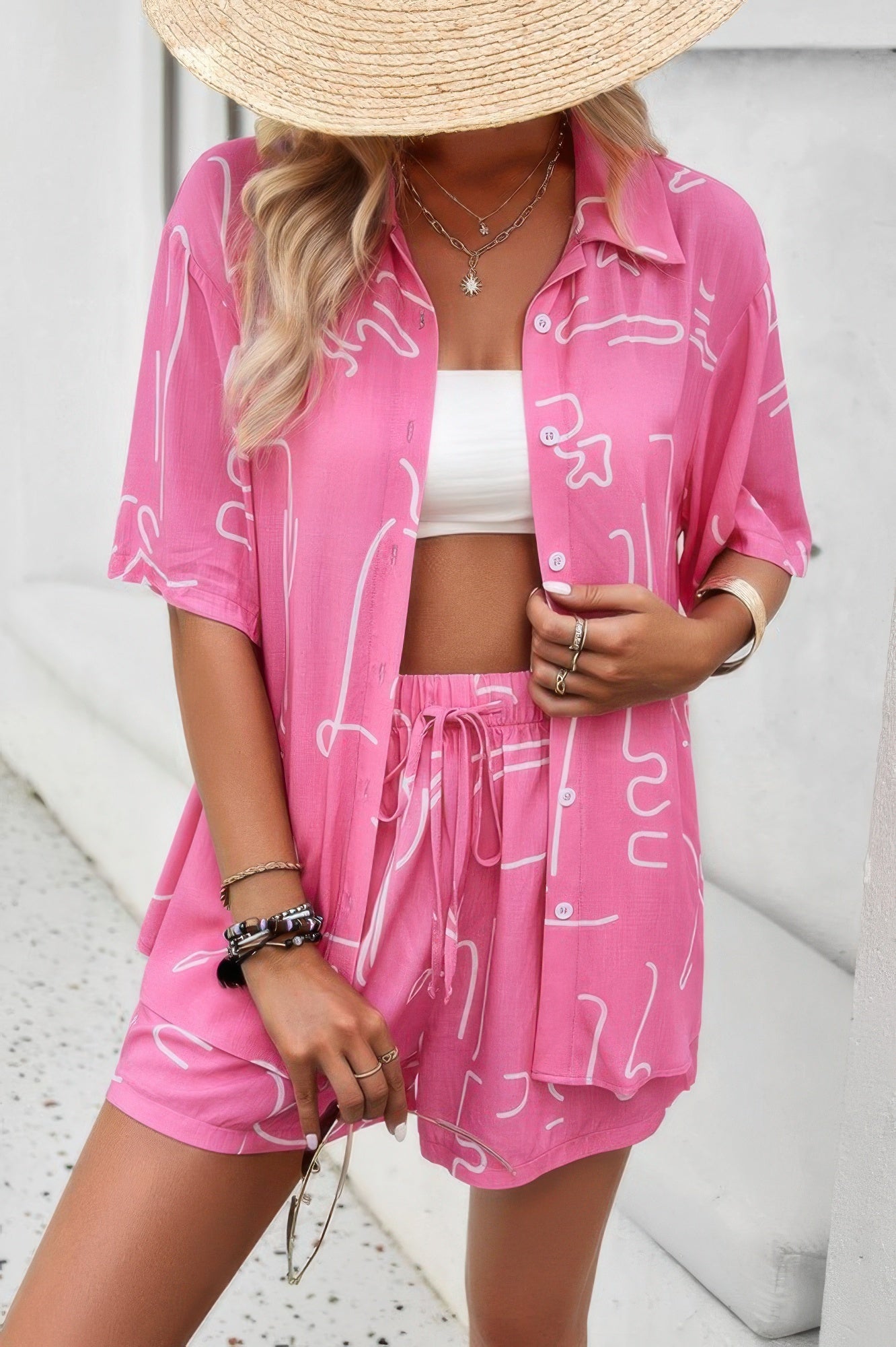 Allover Print Elastic Shorts Two Pieces Button Set