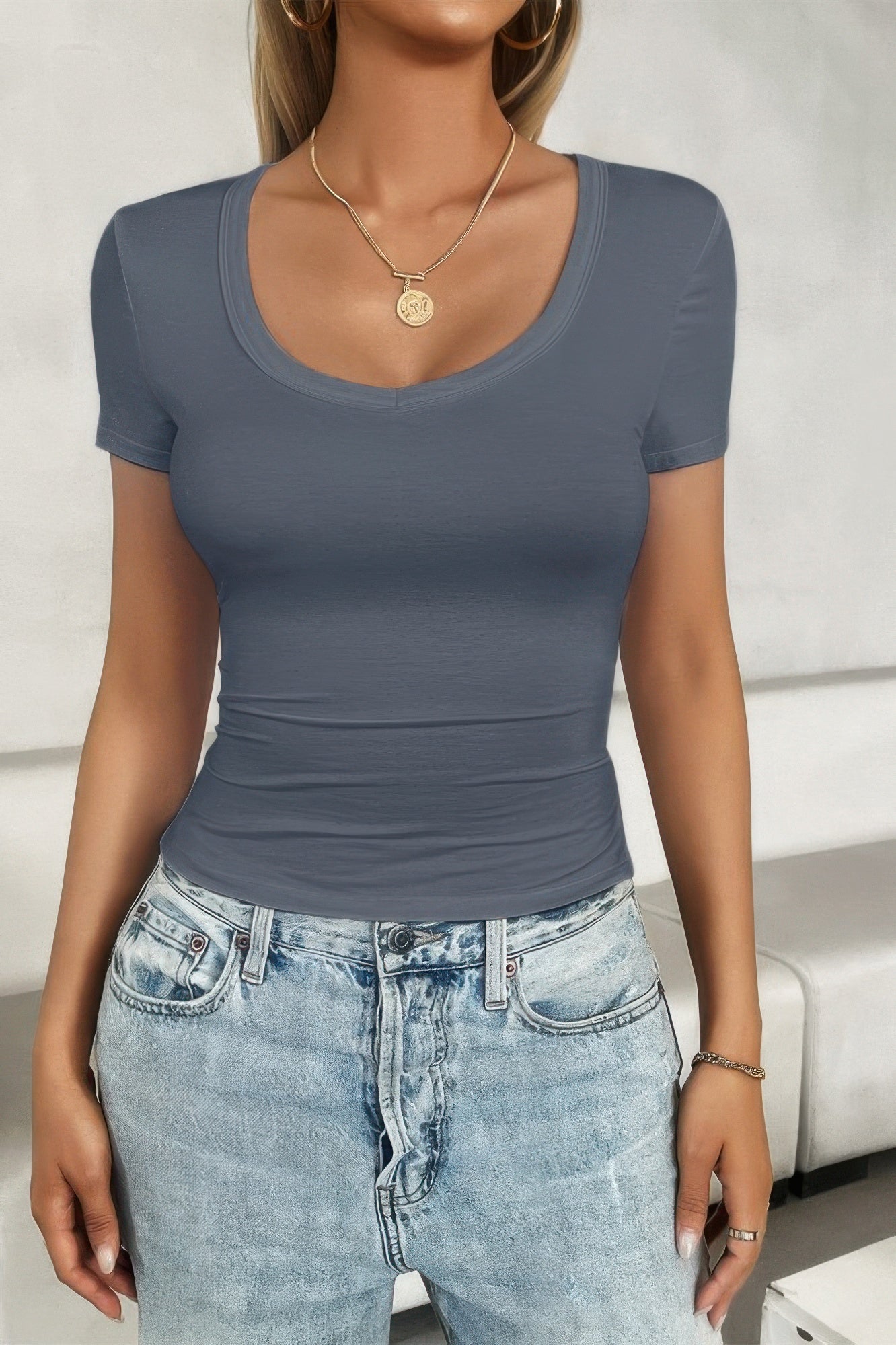 Solid Scoop Neck Short Sleeve T Shirt