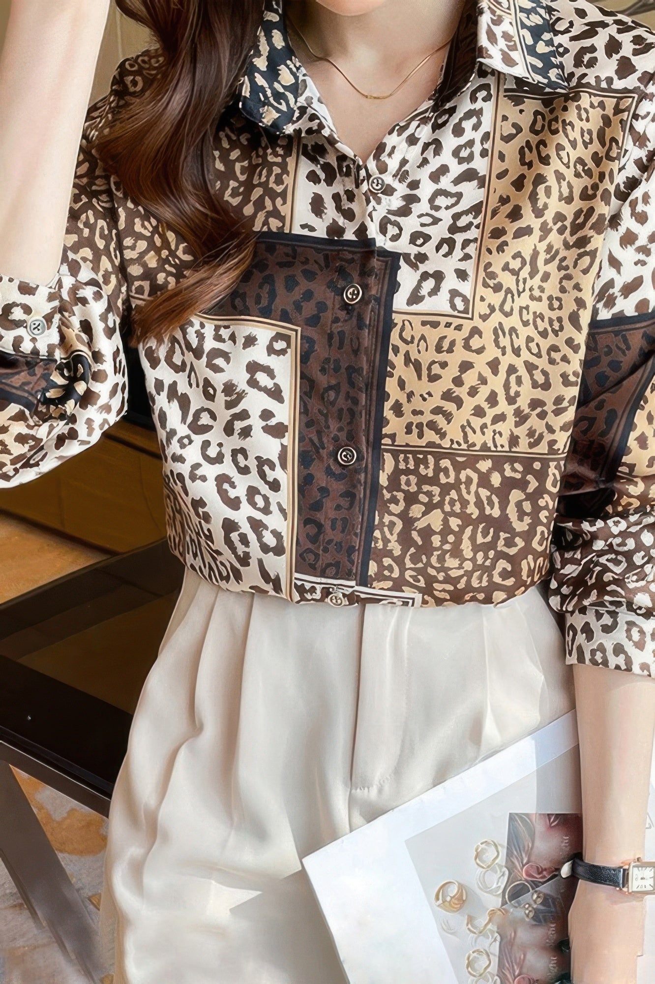 Chain Print Drop Shoulder Loose Fit Blouse