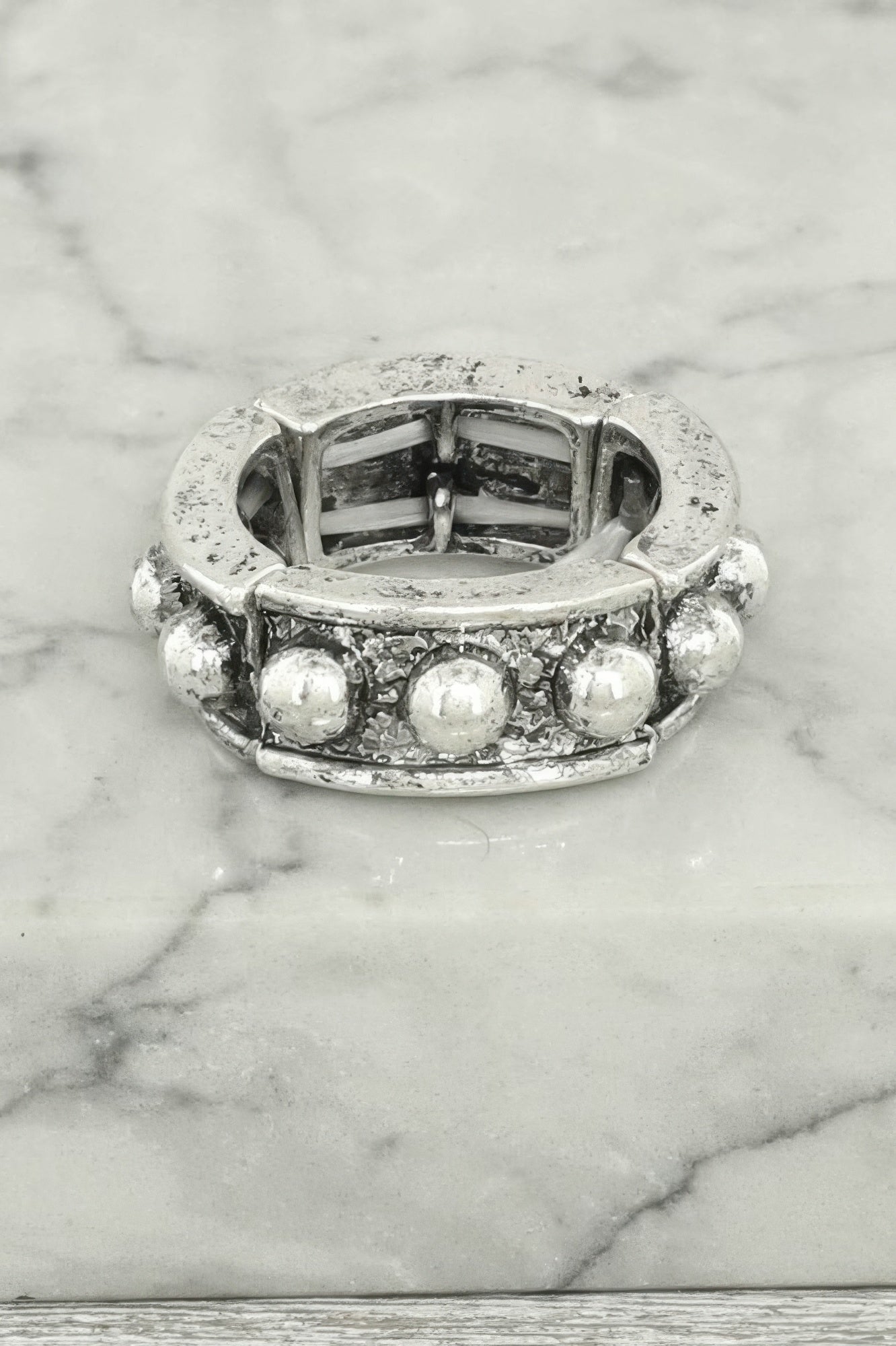 Western Bubble Beaded Stretch Ring