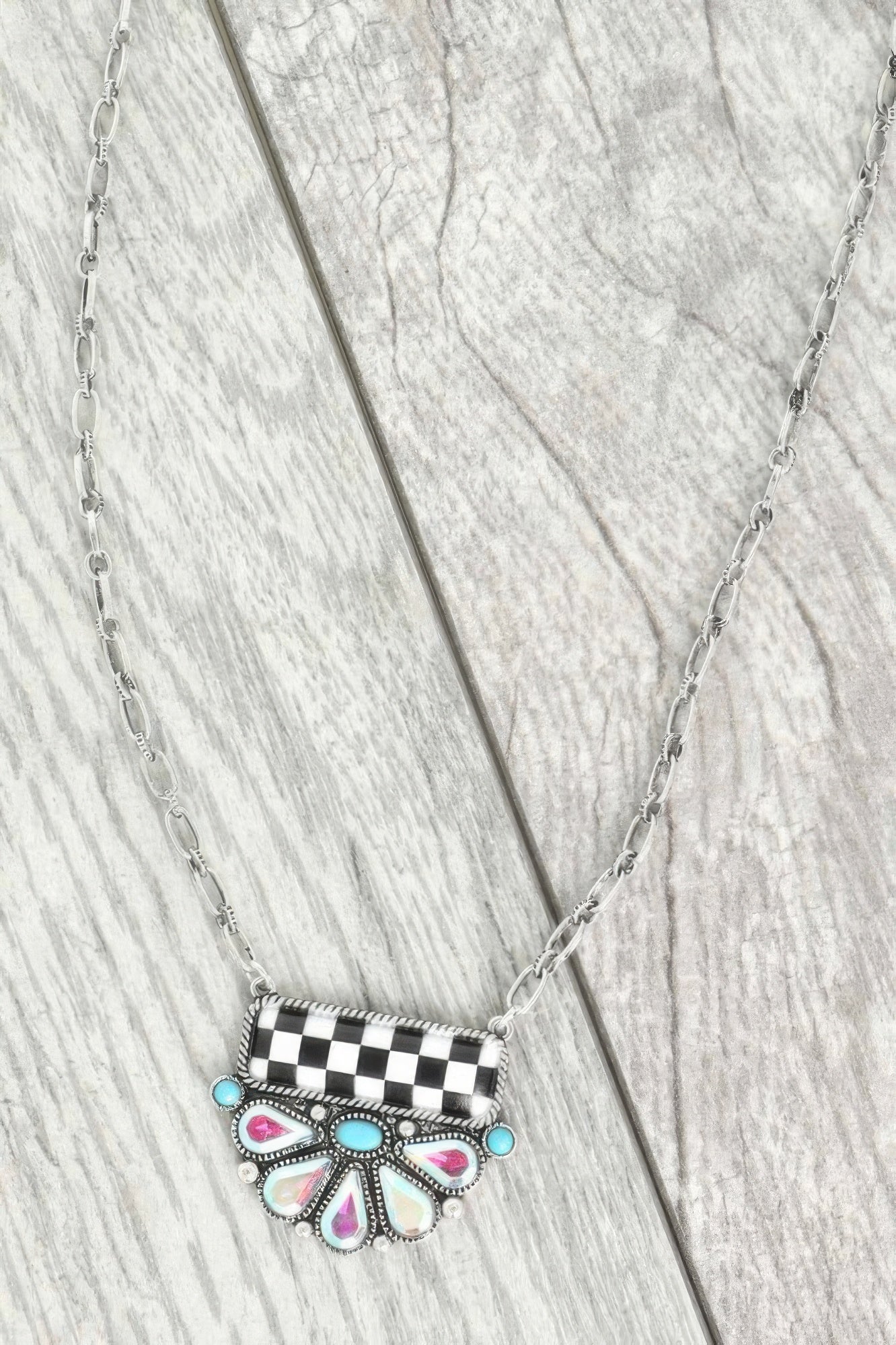 Western Theme Checkered Pendant Necklace