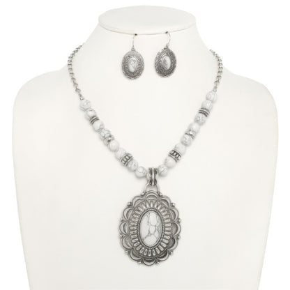 Western Oval Turquoise Concho Beaded Necklace Set