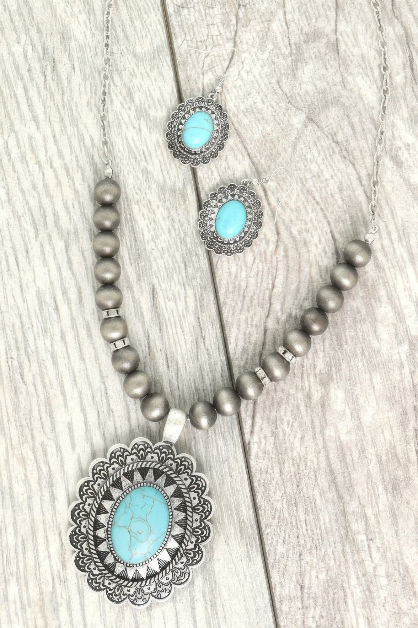 Western Oval Turquoise Concho Beaded Necklace Set