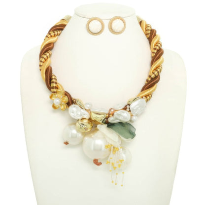 Handmade Flower Necklace Set