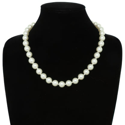 White Pearlescent Pearl Beaded Necklace