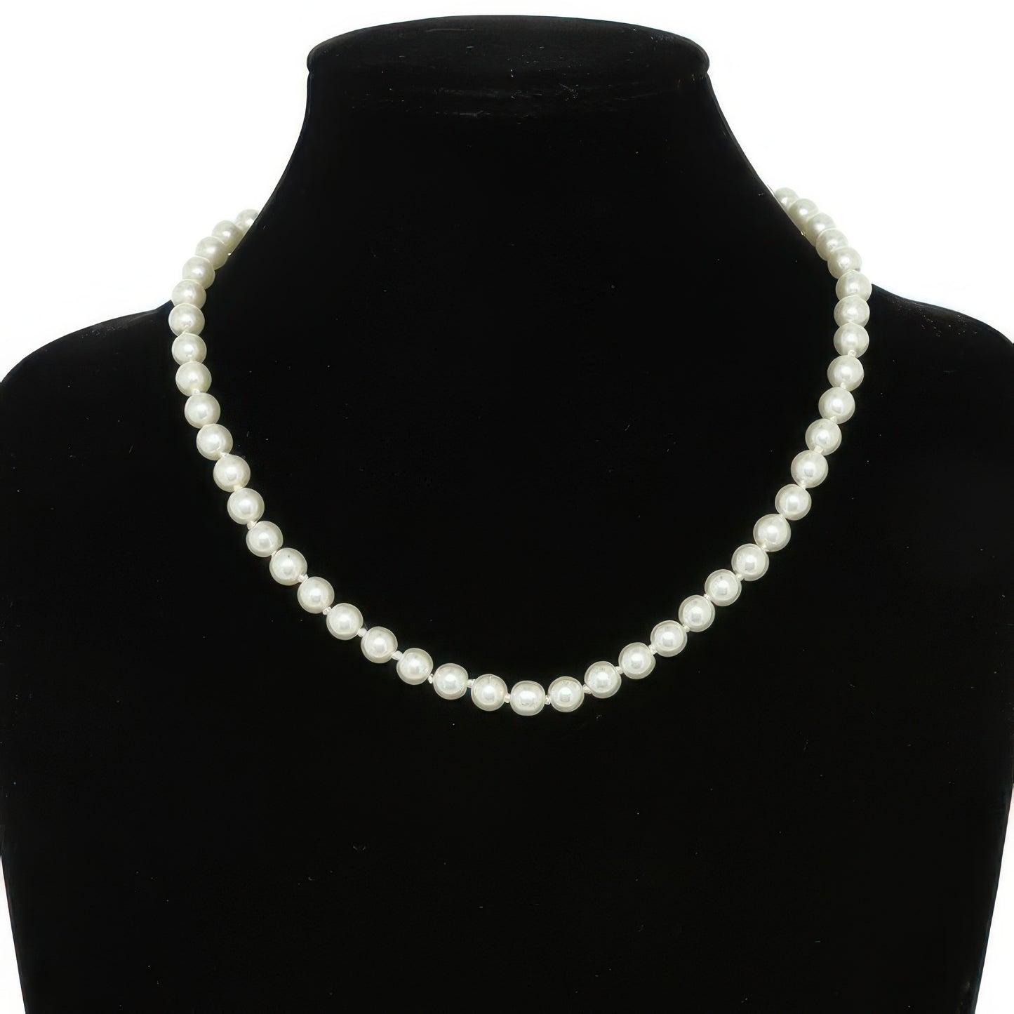 White Pearlescent Pearl Beaded Necklace