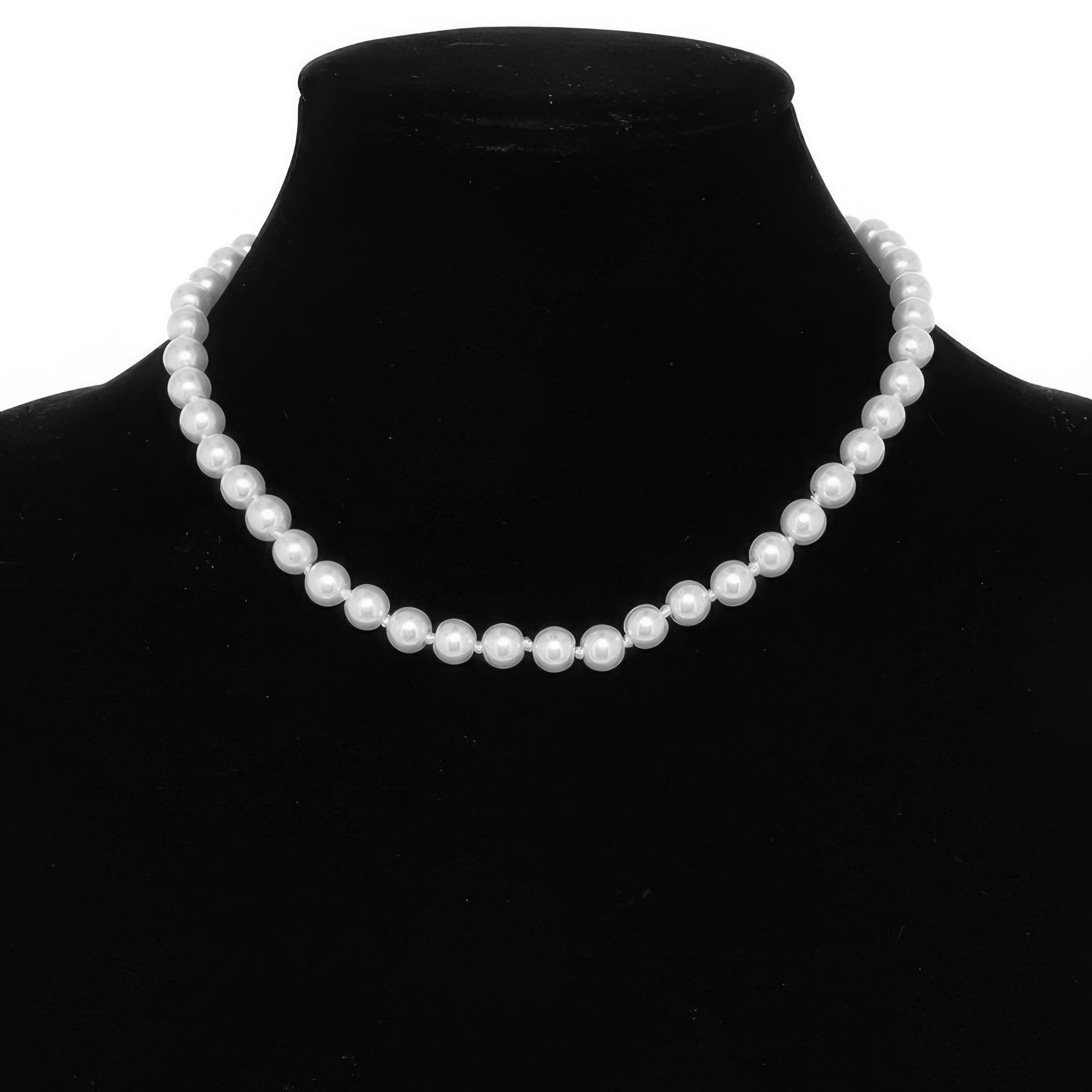 White Pearlescent Pearl Beaded Necklace