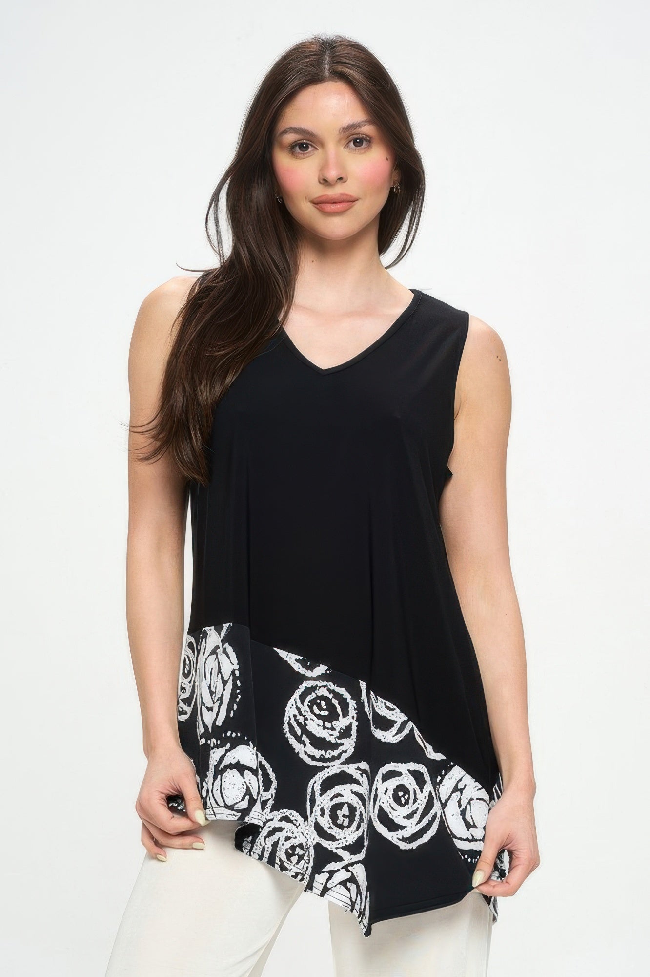 Plus Size Hit Sleeveless Contrast Top
