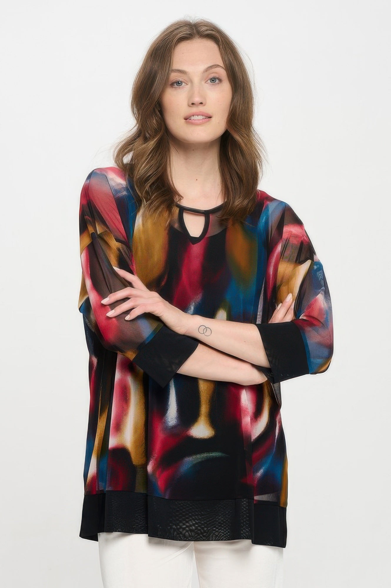 Mesh Romance Key-hole Contrast Top