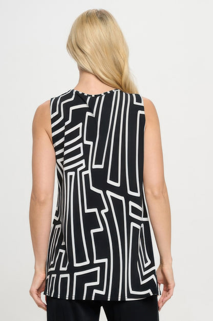 Plus Size Hit Point V-neckline Tank Top