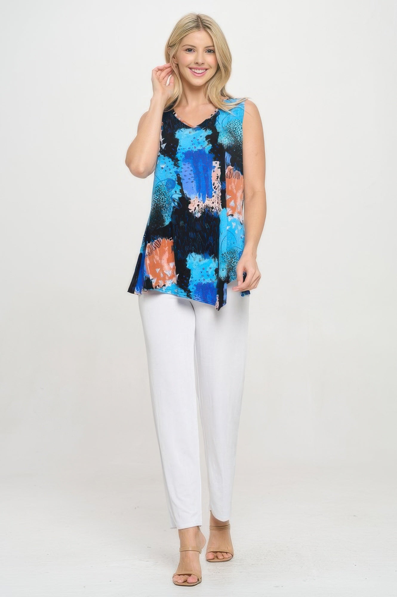Plus Size Hit Point V-nk Tank Top