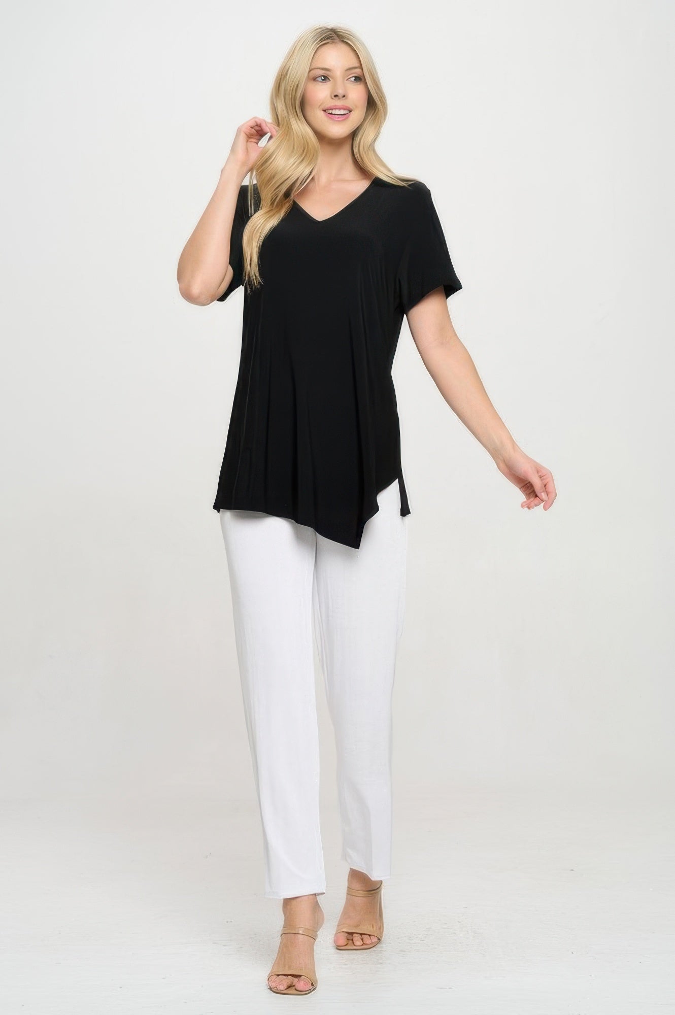 Hit Point V Neck Short Sleeve Top