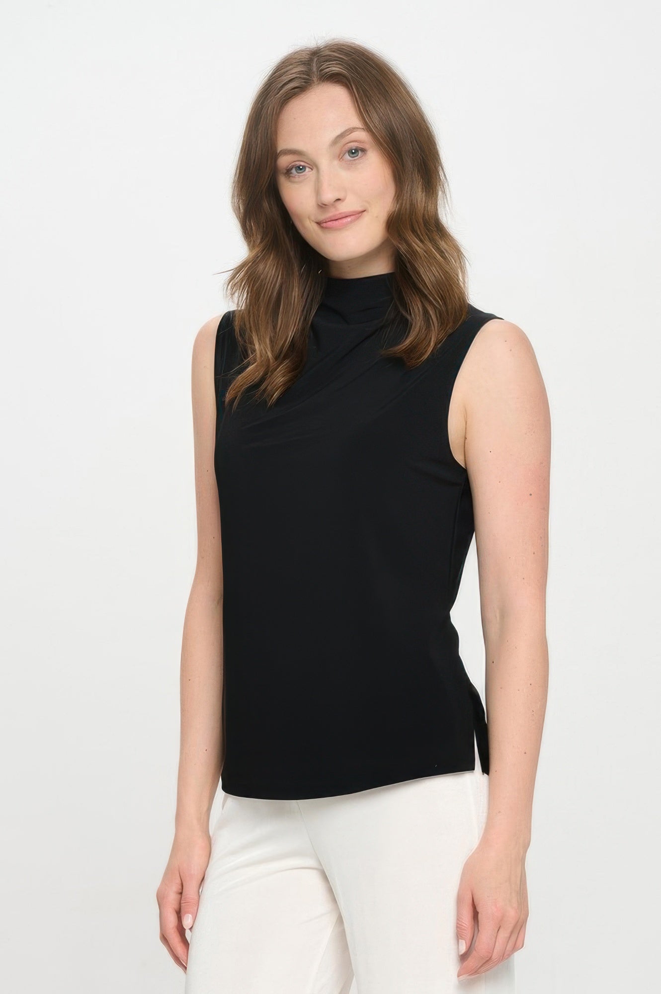 Hit Funnel Neck Top