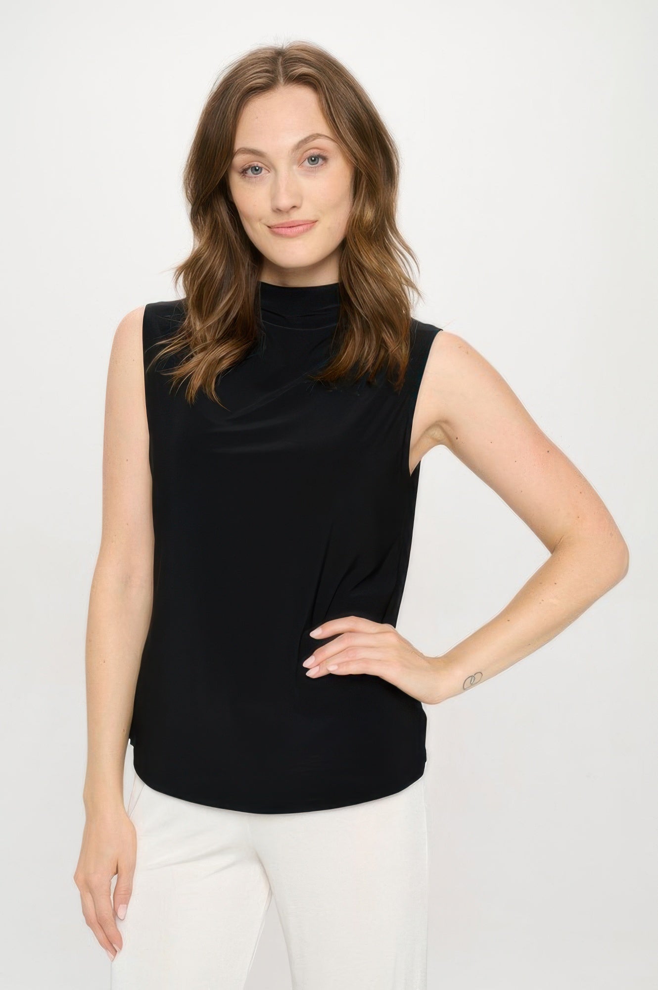 Hit Funnel Neck Top