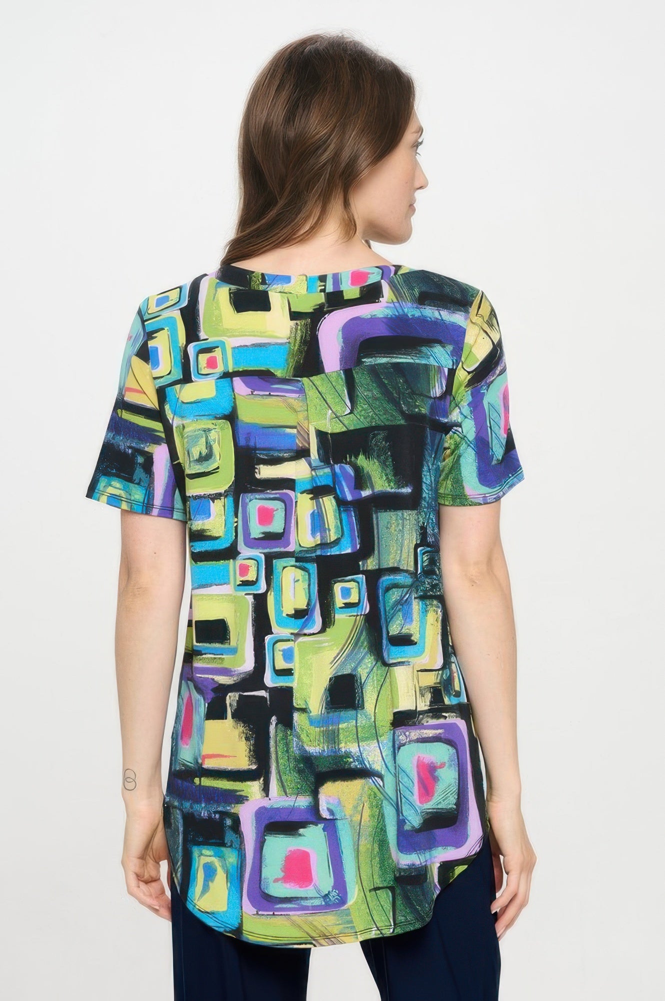 Short Sleeve V-neck Notch Top