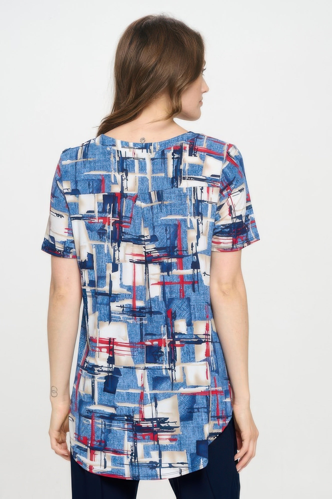 Short Sleeve V-neck Notch Top