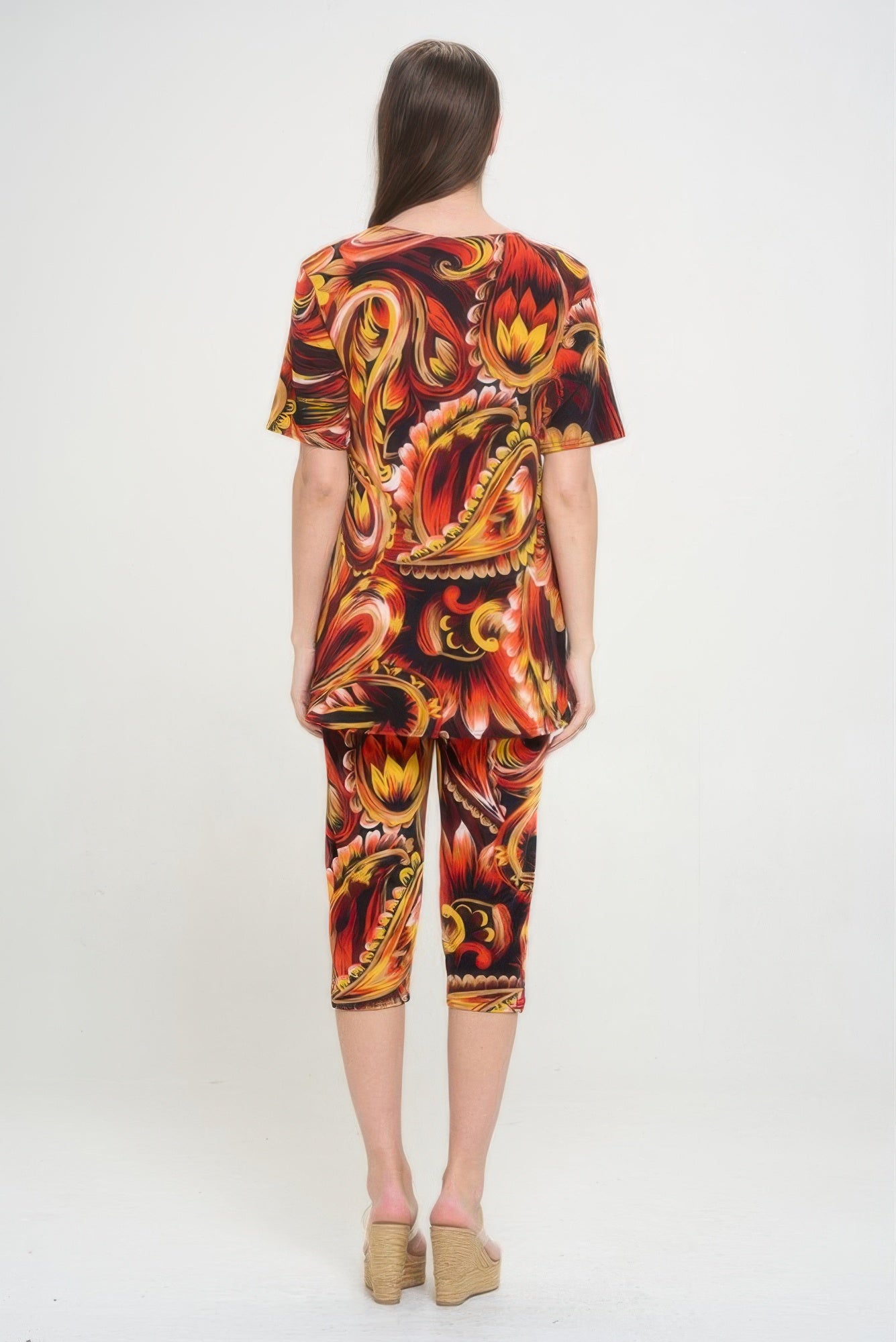 Matching Capri Pant Set In Plus Size