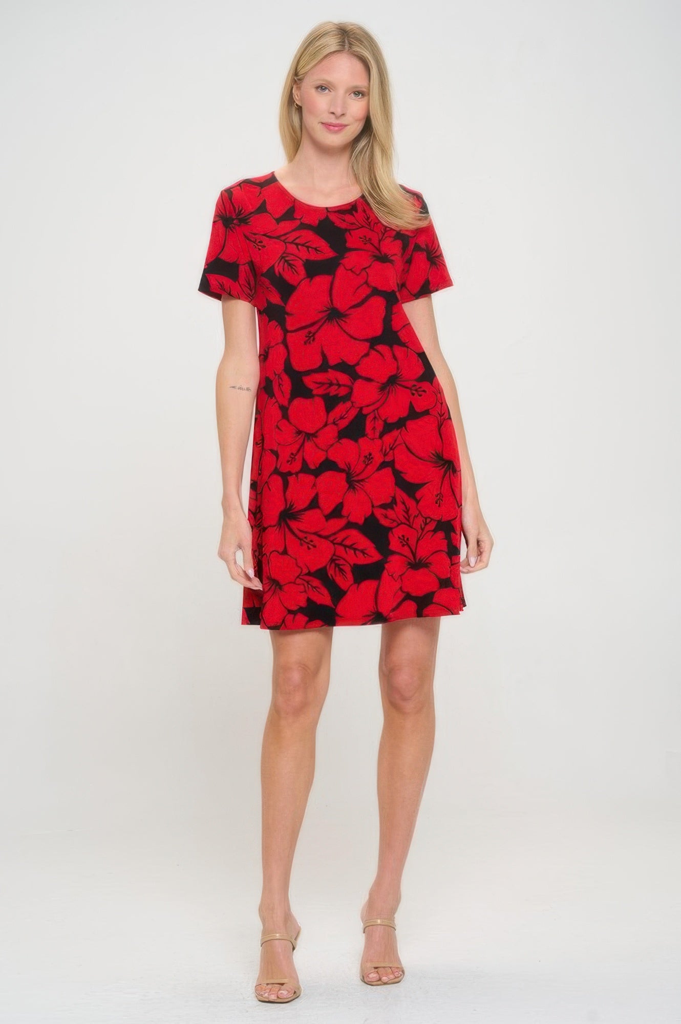 Short-sleeved Knee-length Dress