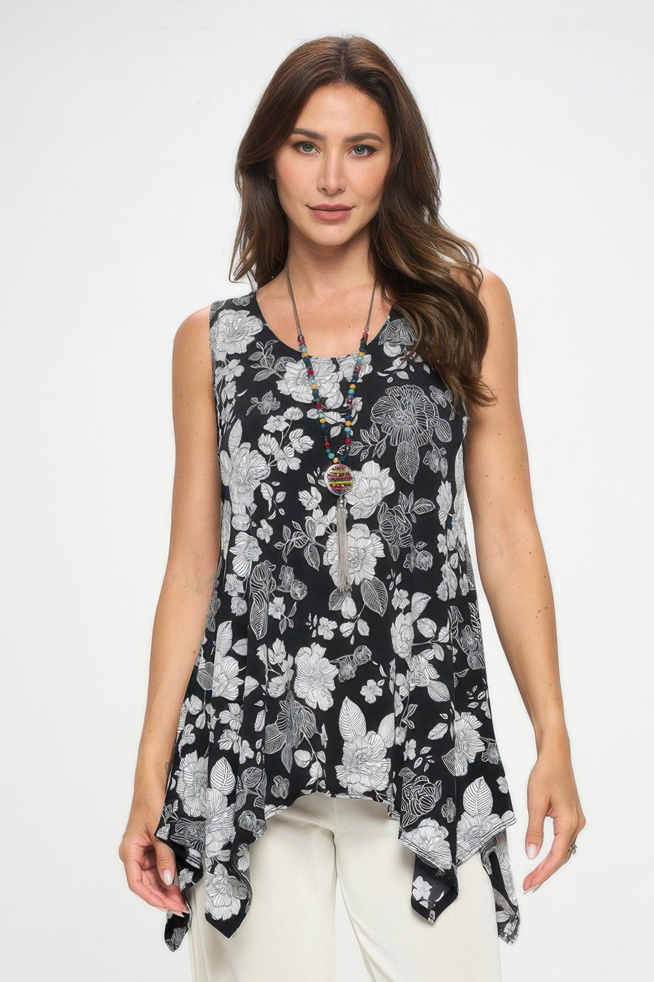 Plus Size Hit Shark Bite Hem Tank