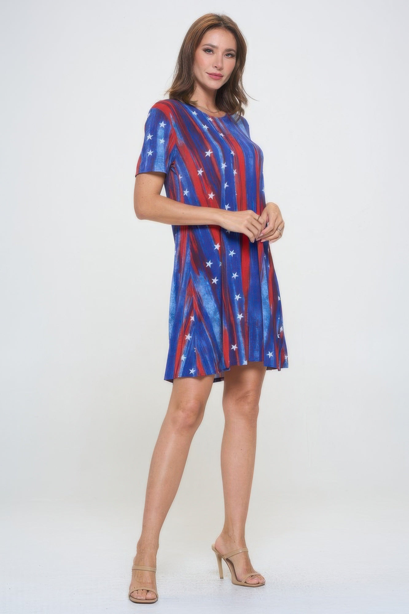 Short-sleeved Knee-length Dress