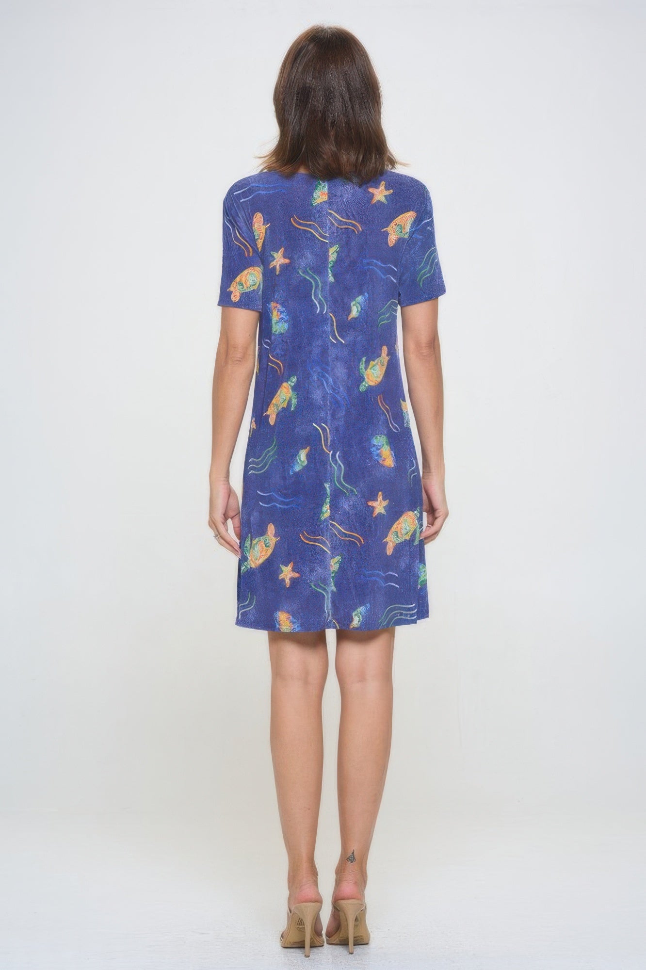 Short-sleeved Knee-length Dress