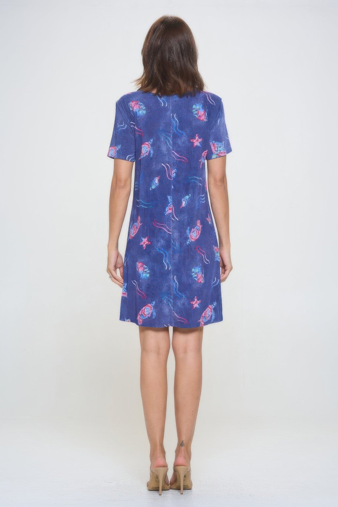 Short-sleeved Knee-length Dress