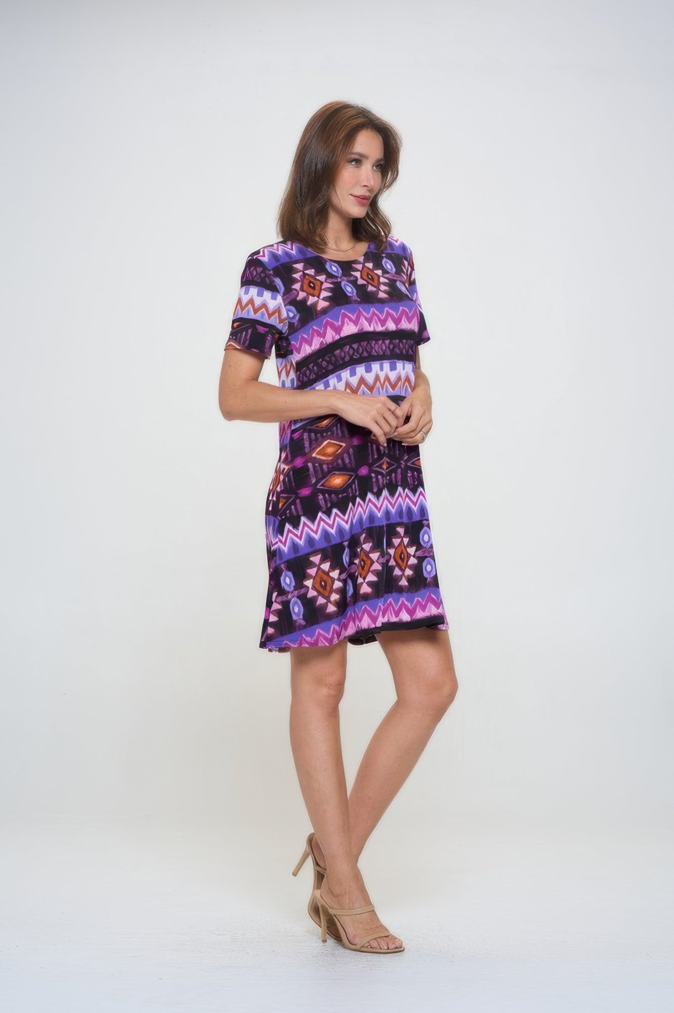 Short-sleeved Knee-length Dress