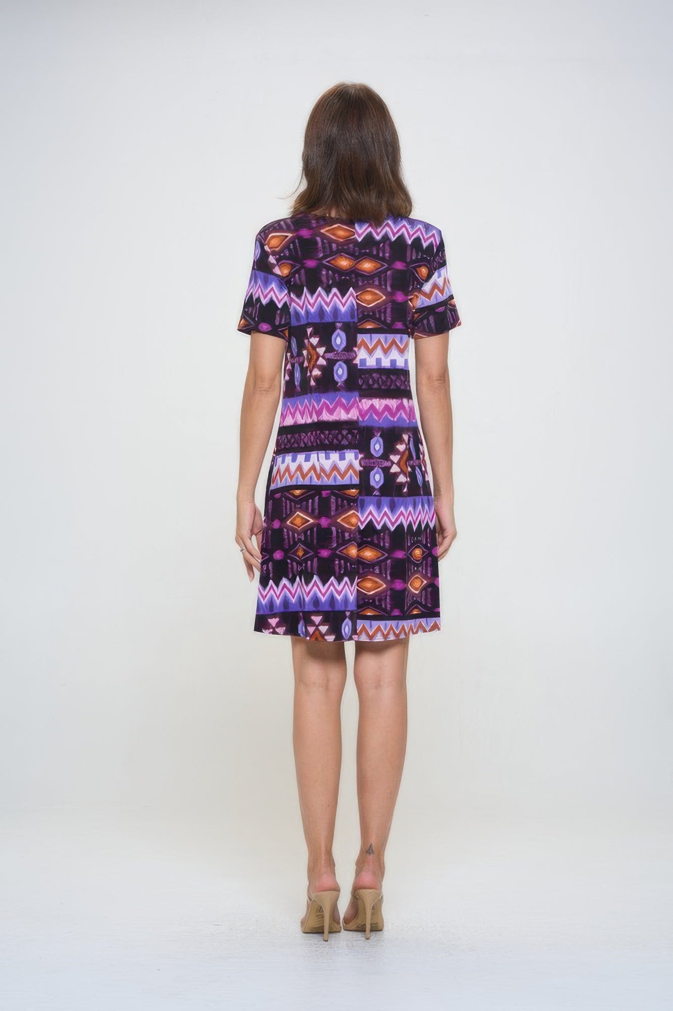Short-sleeved Knee-length Dress