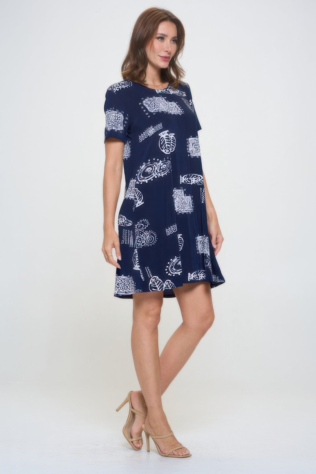 Short-sleeved Knee-length Dress
