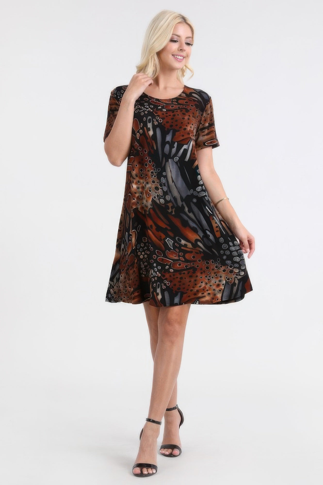 Short-sleeved Knee-length Dress