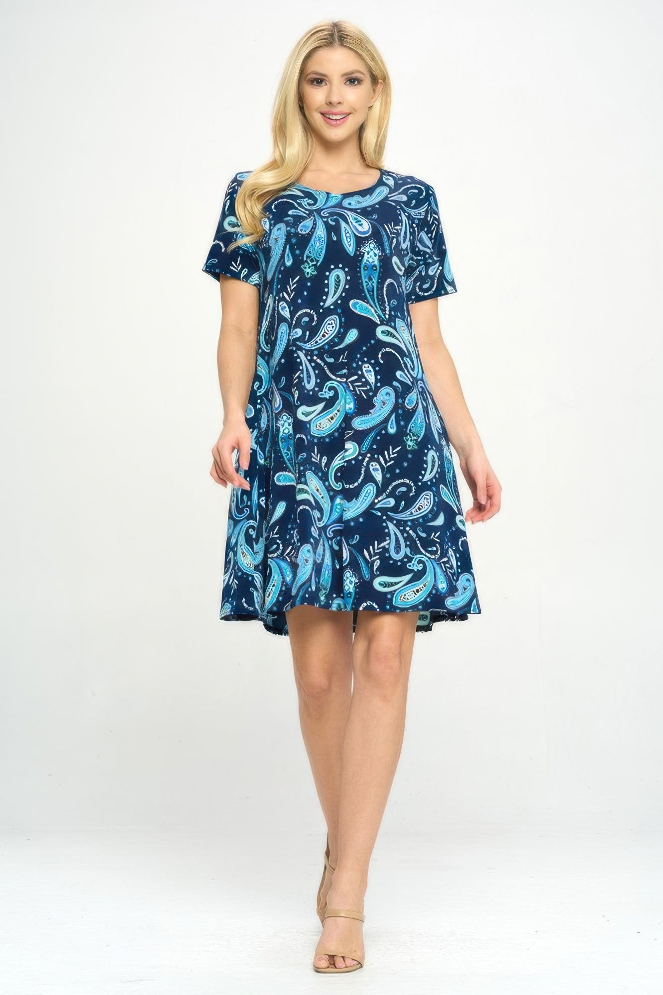 Short-sleeved Knee-length Dress