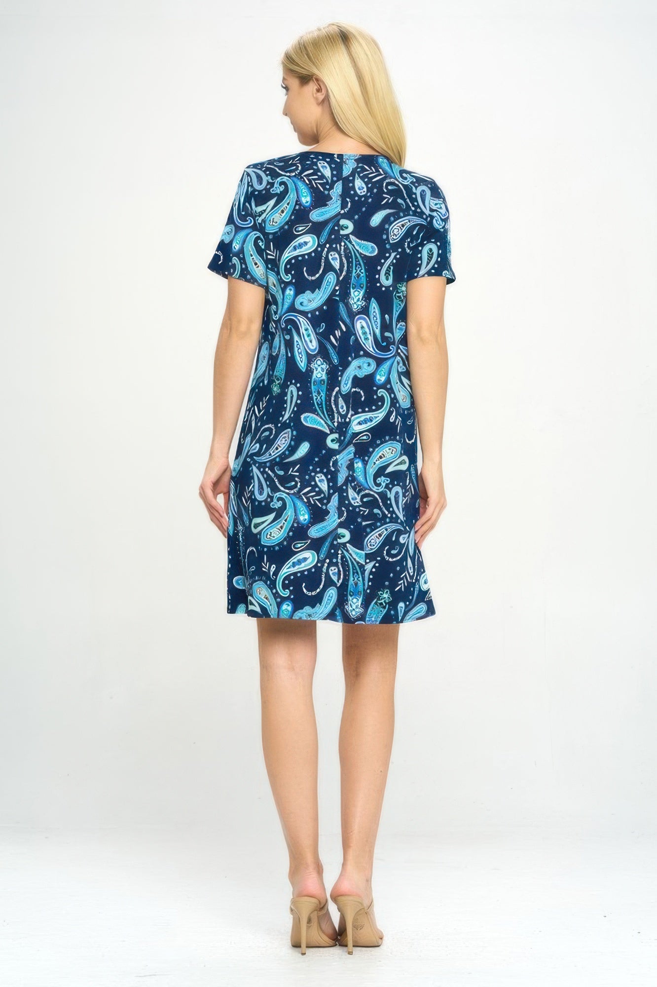 Short-sleeved Knee-length Dress