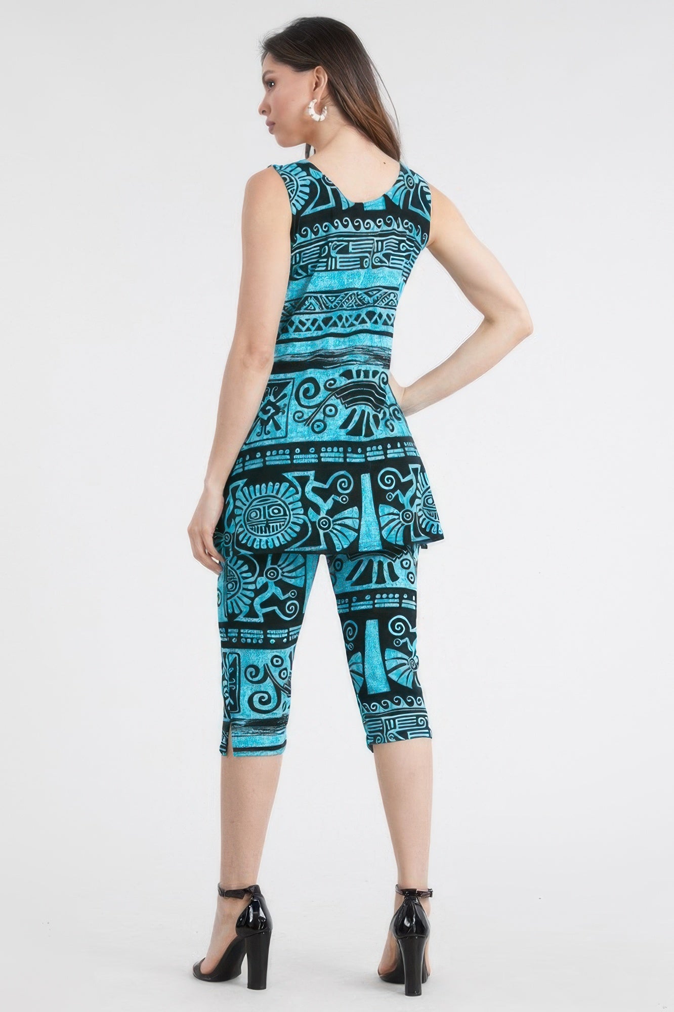 Plus Size Tank Capri Pant Set