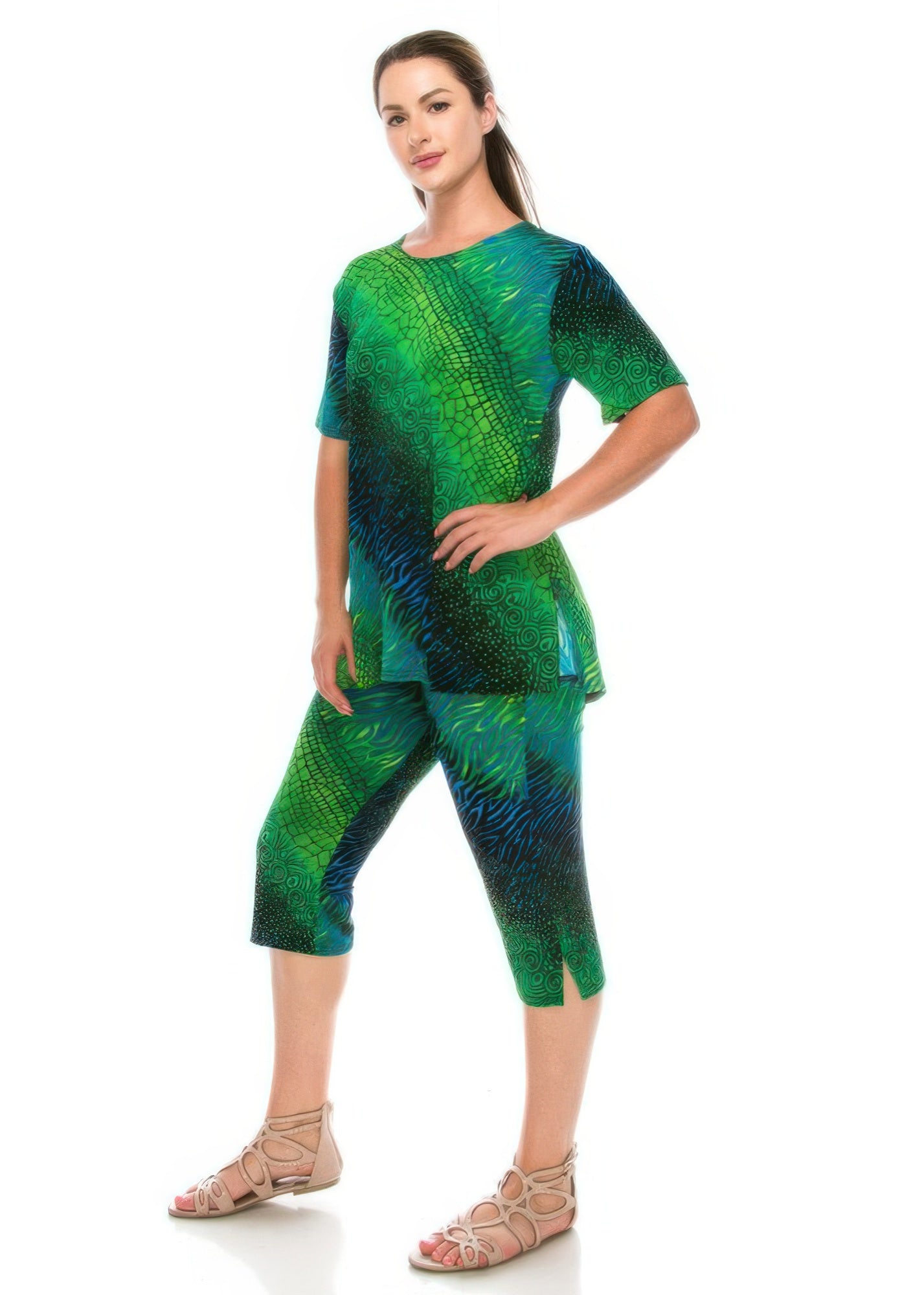 Matching Capri Pant Set In Plus Size