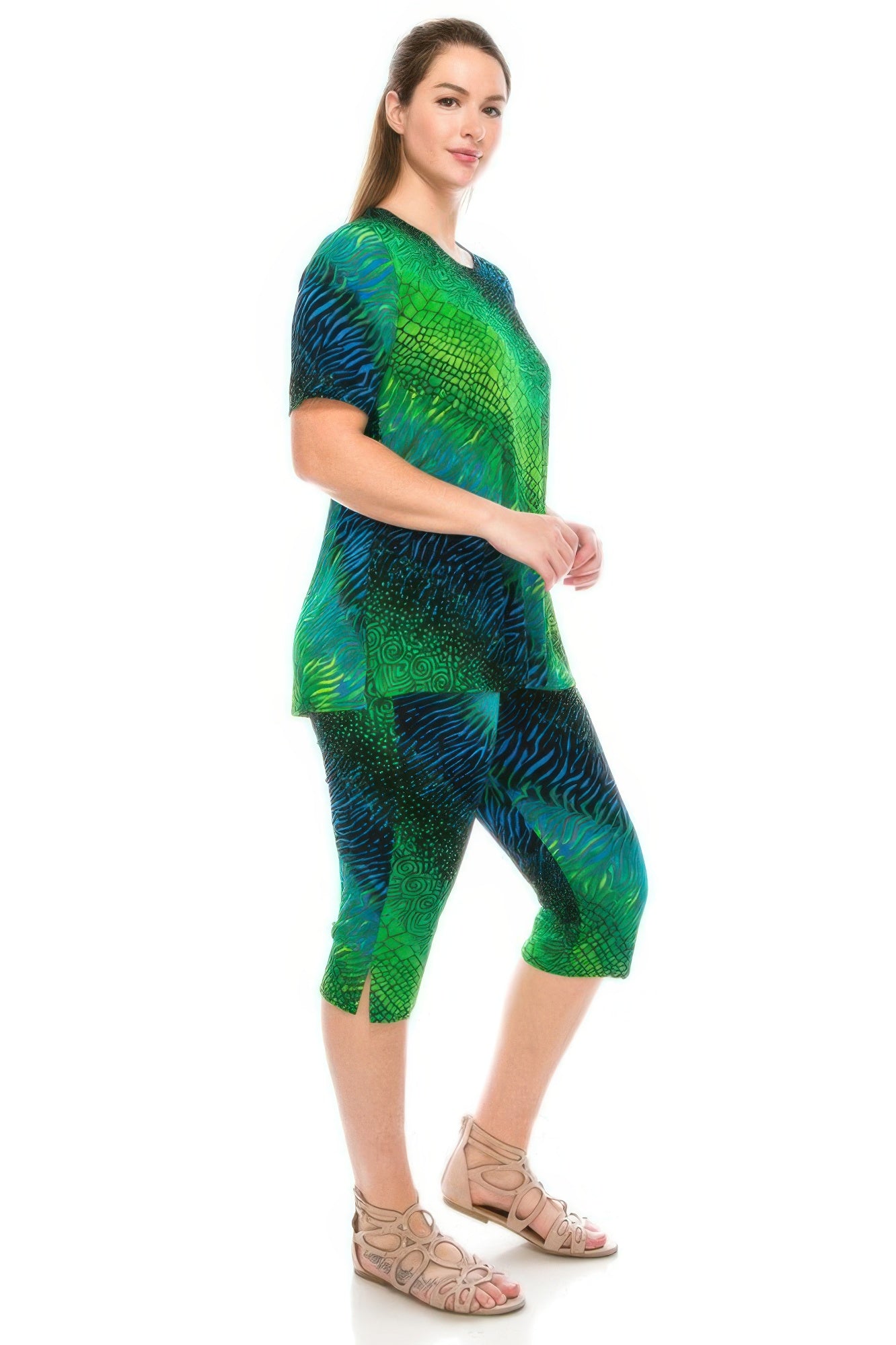 Matching Capri Pant Set In Plus Size