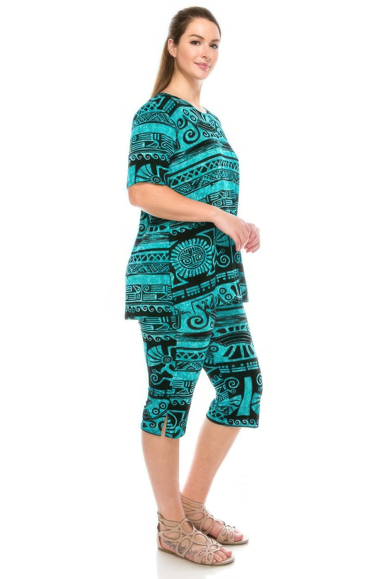 Matching Capri Pant Set In Plus Size