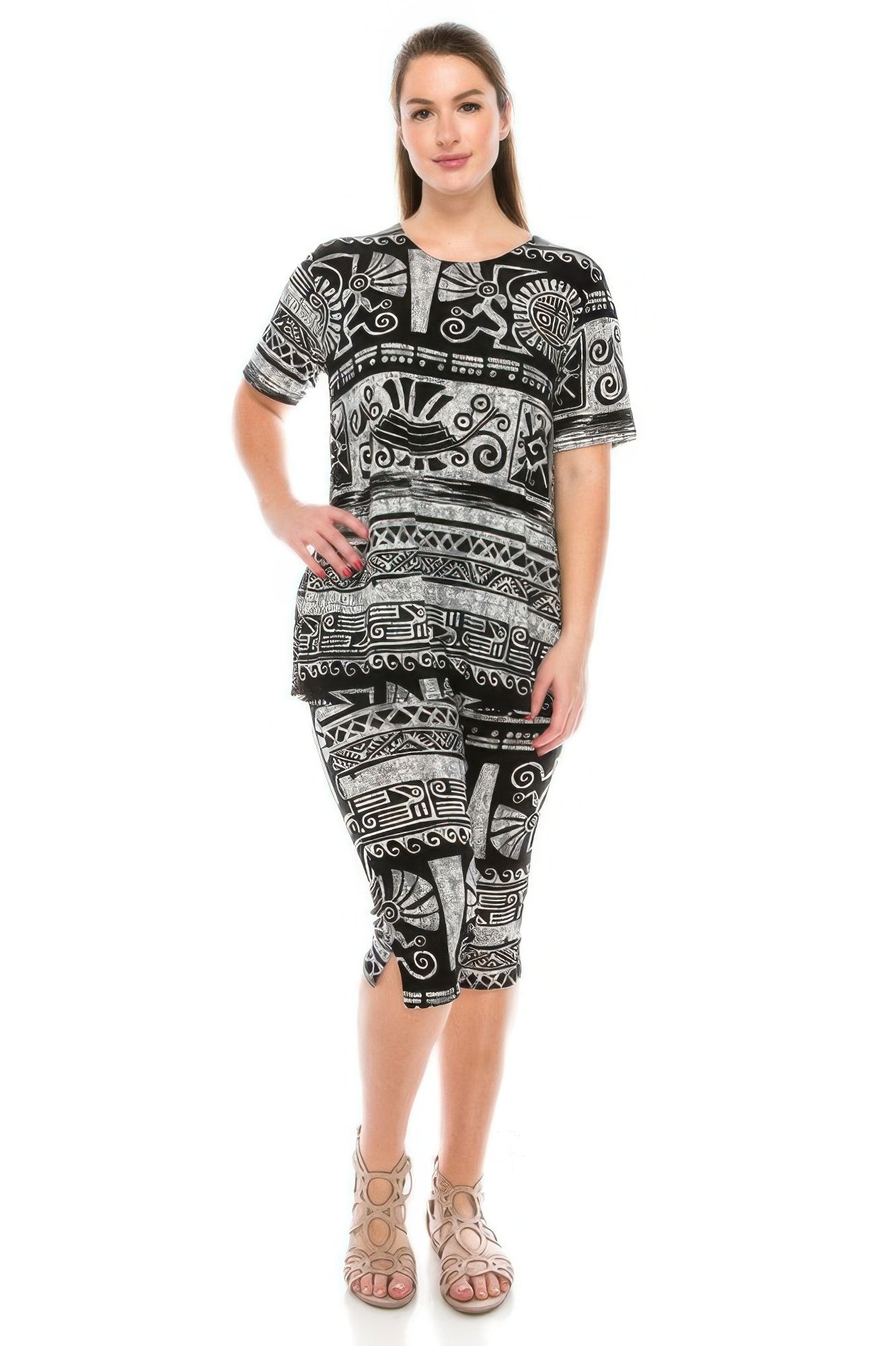 Matching Capri Pant Set In Plus Size