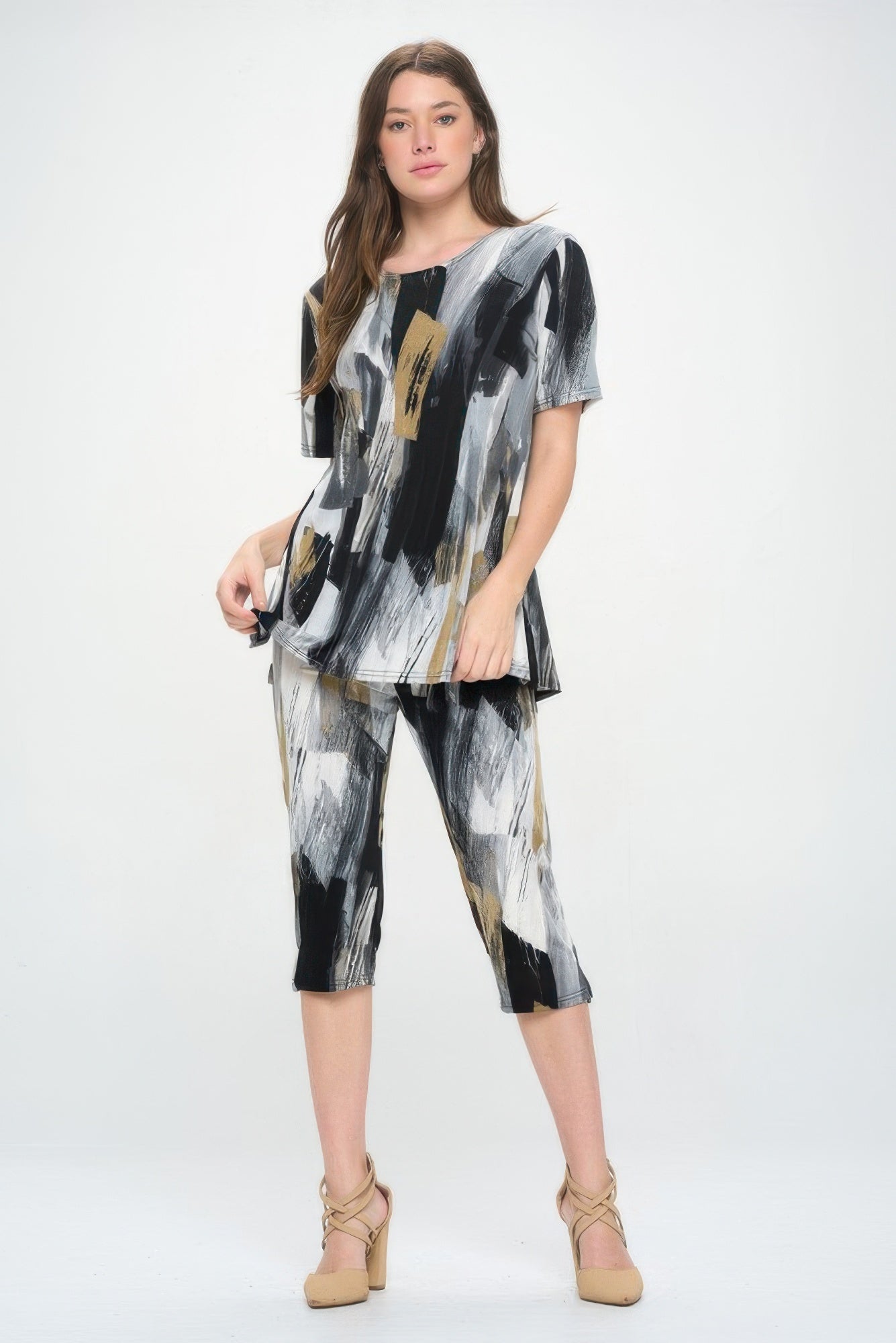 Matching Capri Pant Set In Plus Size