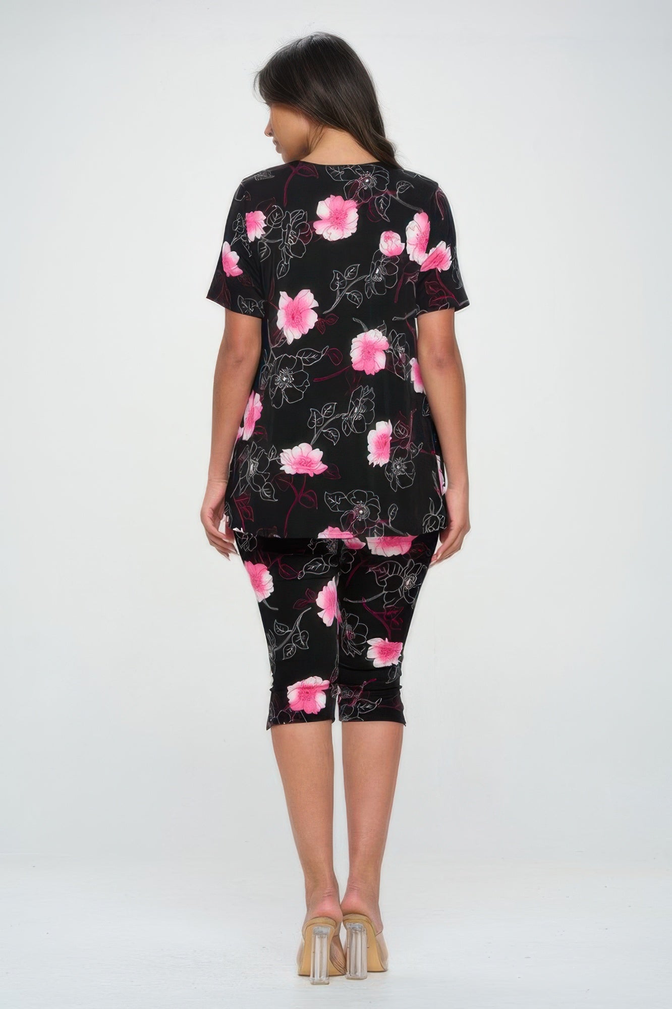 Matching Capri Pant Set In Plus Size
