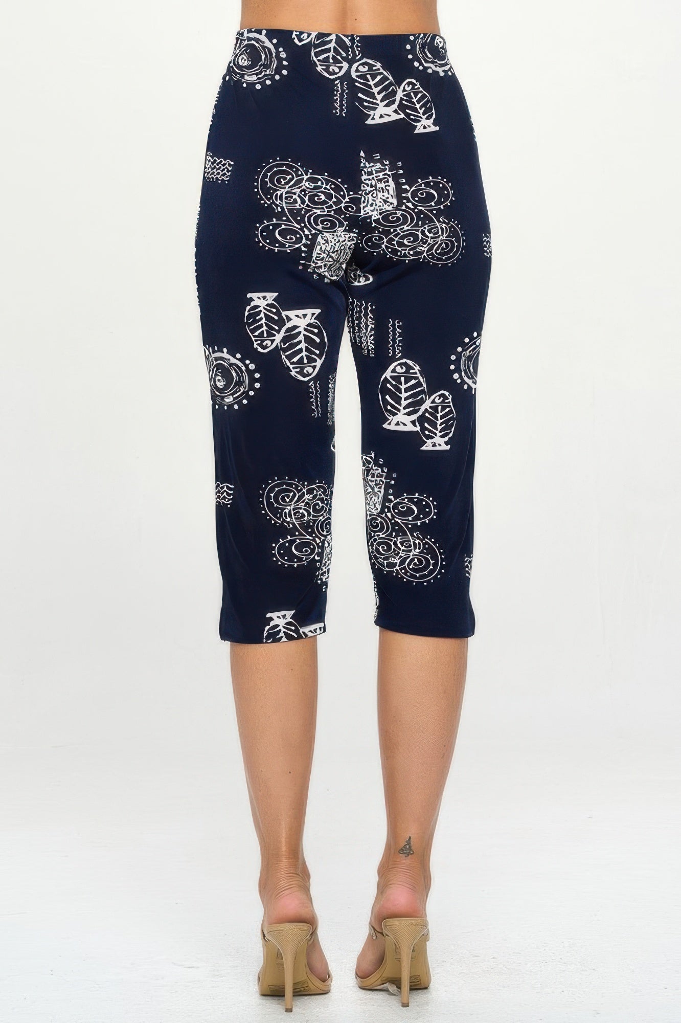 Plus Size Matching Capri Pant Set In Plus Size
