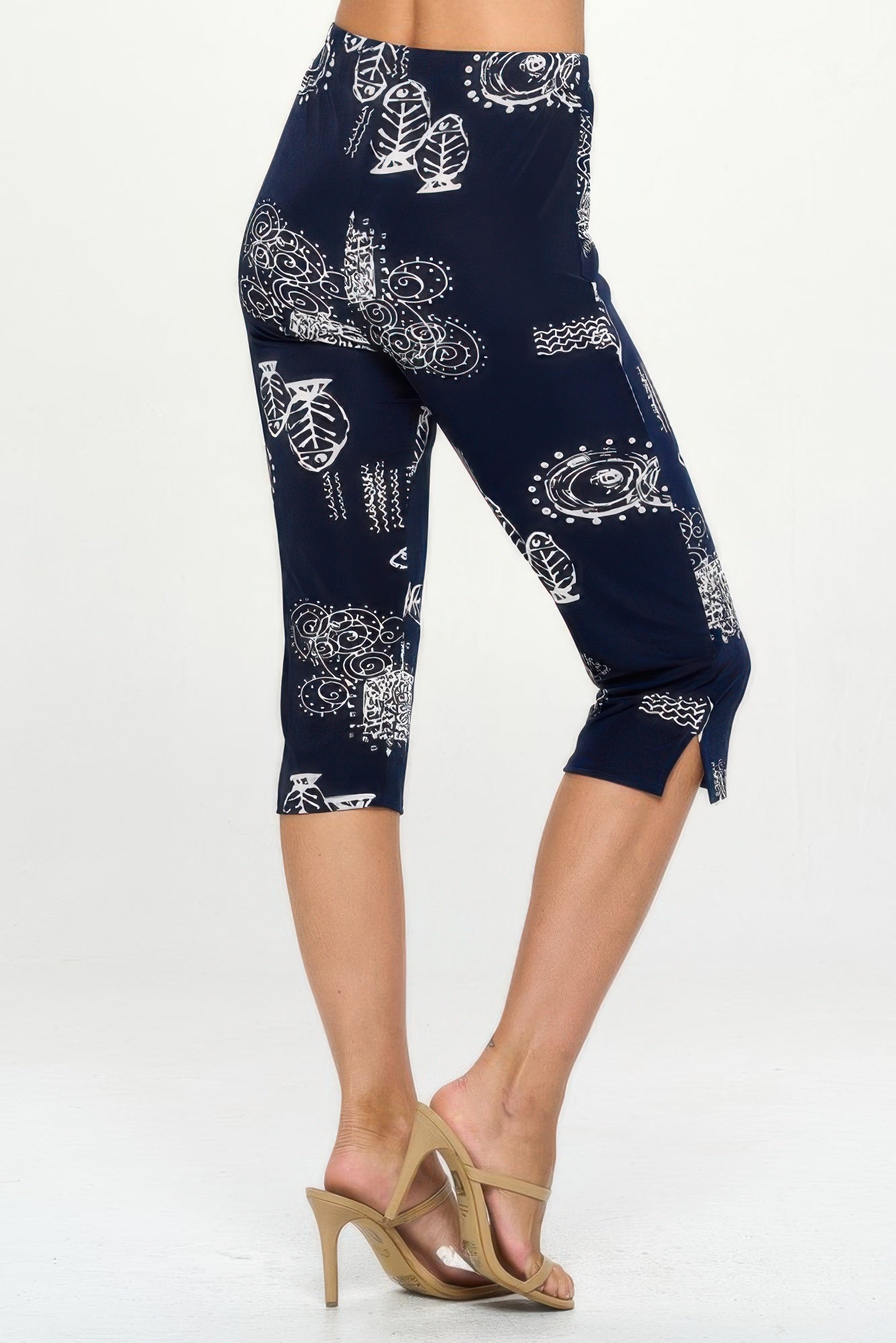 Plus Size Matching Capri Pant Set In Plus Size