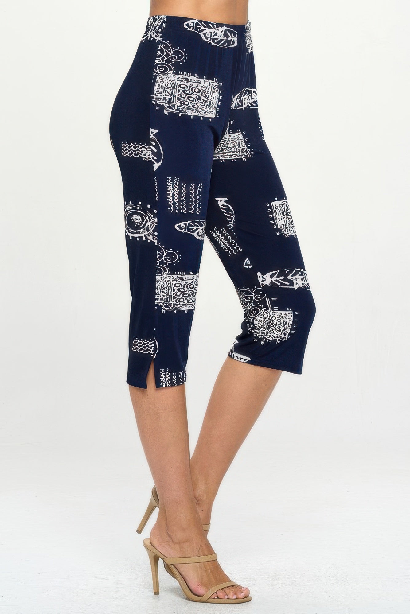 Plus Size Matching Capri Pant Set In Plus Size