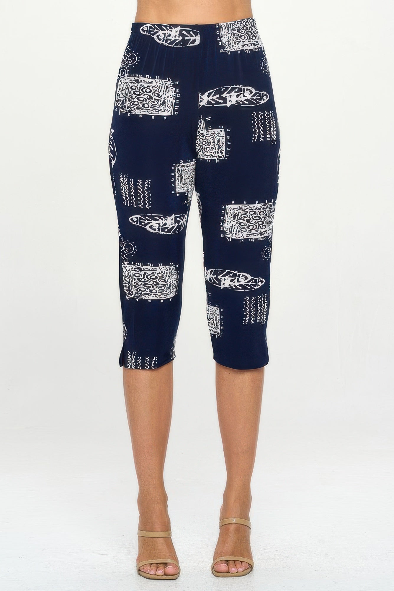 Plus Size Matching Capri Pant Set In Plus Size